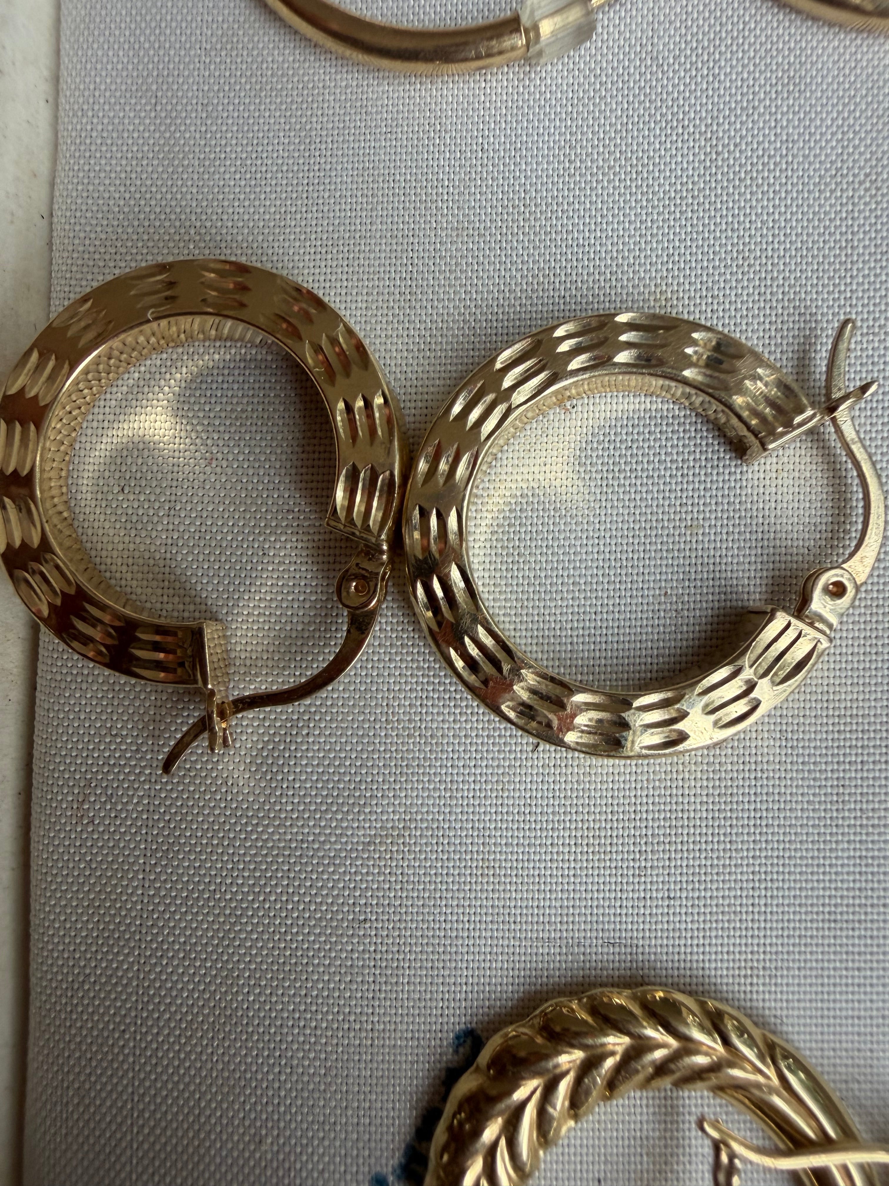 squared edge diamond cut hoop