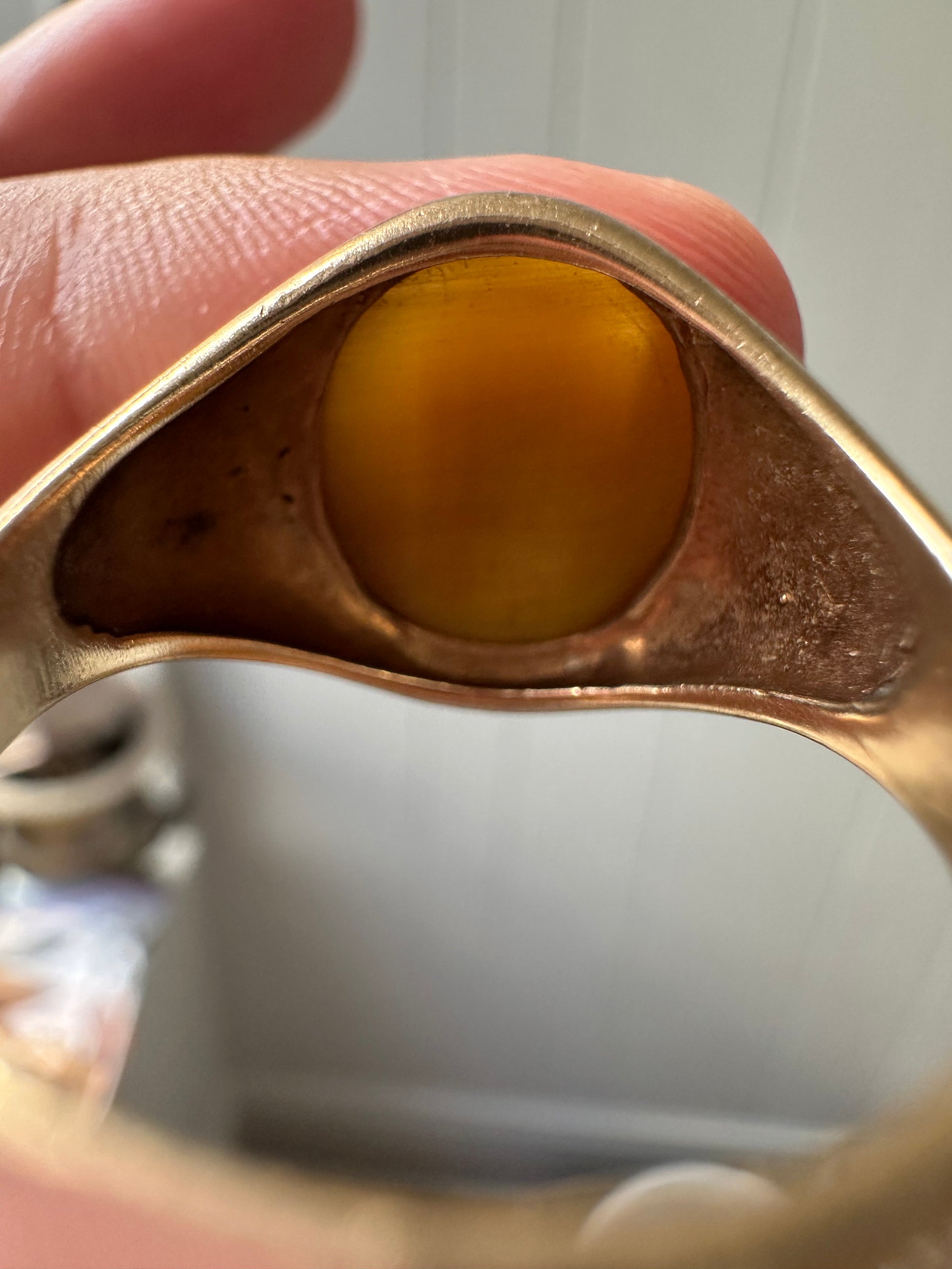 tigers eye cabochon