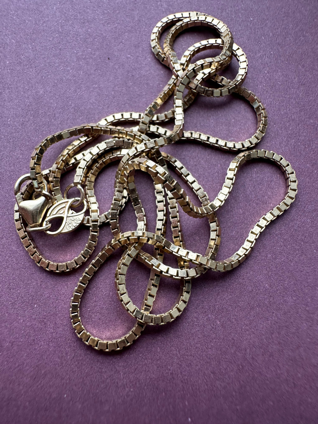 24" box link chain