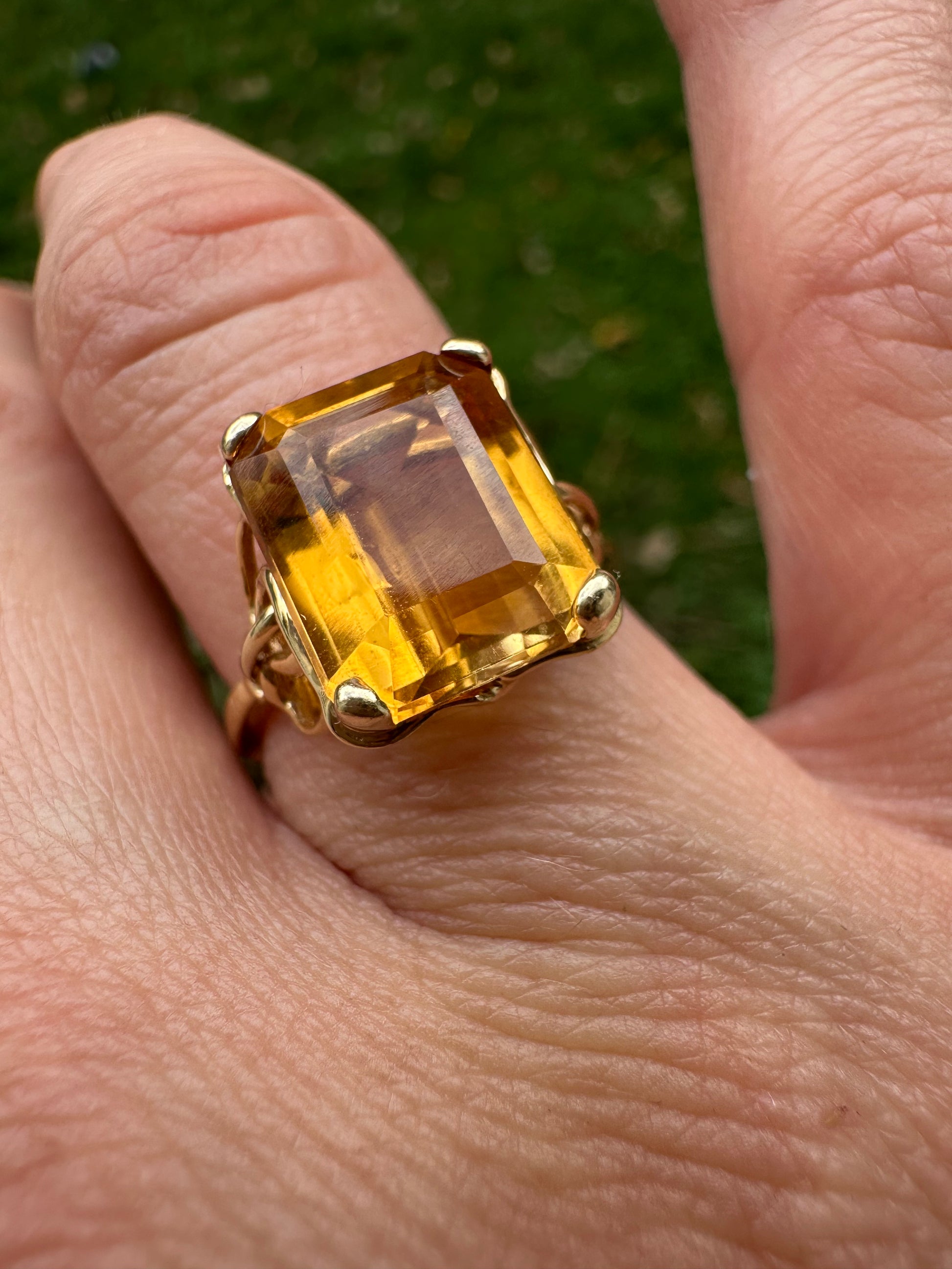 honey citrine ring