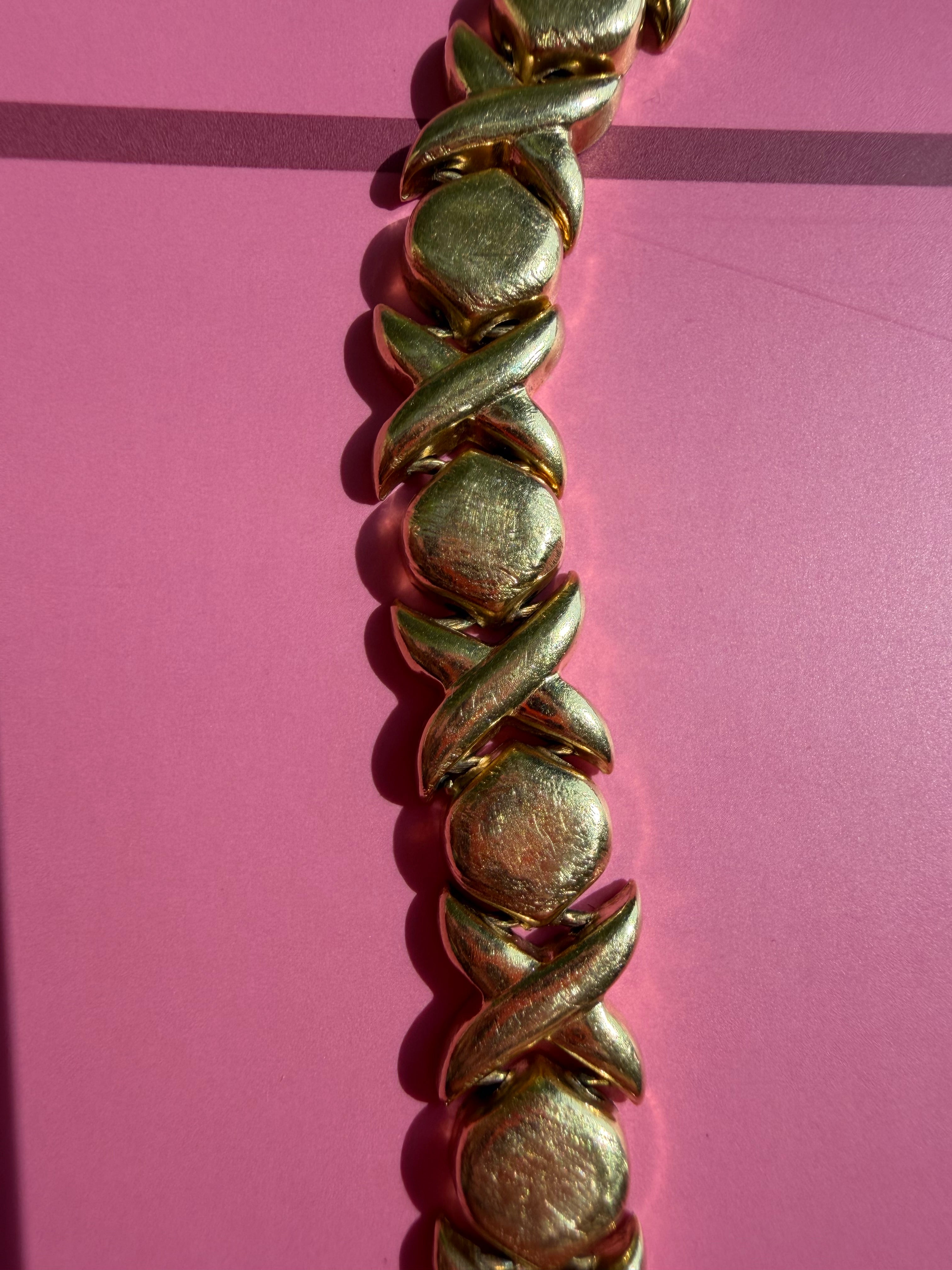 xo link bracelet