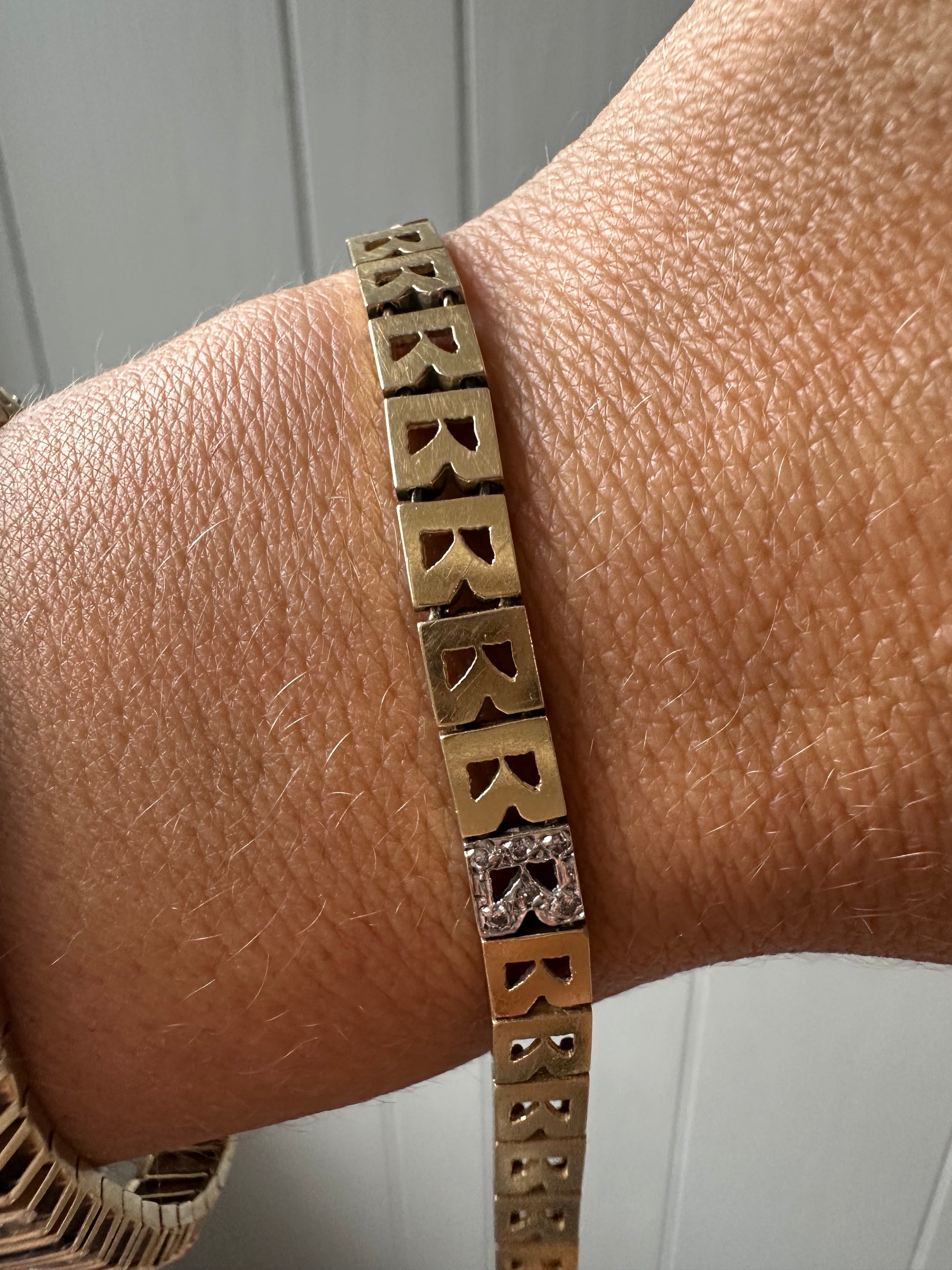 b link bracelet