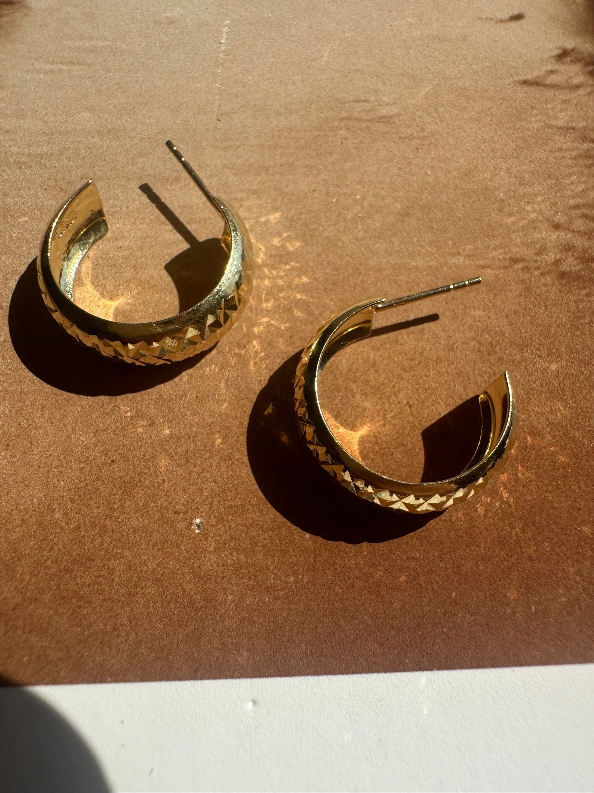 wide diamond cut post earrings