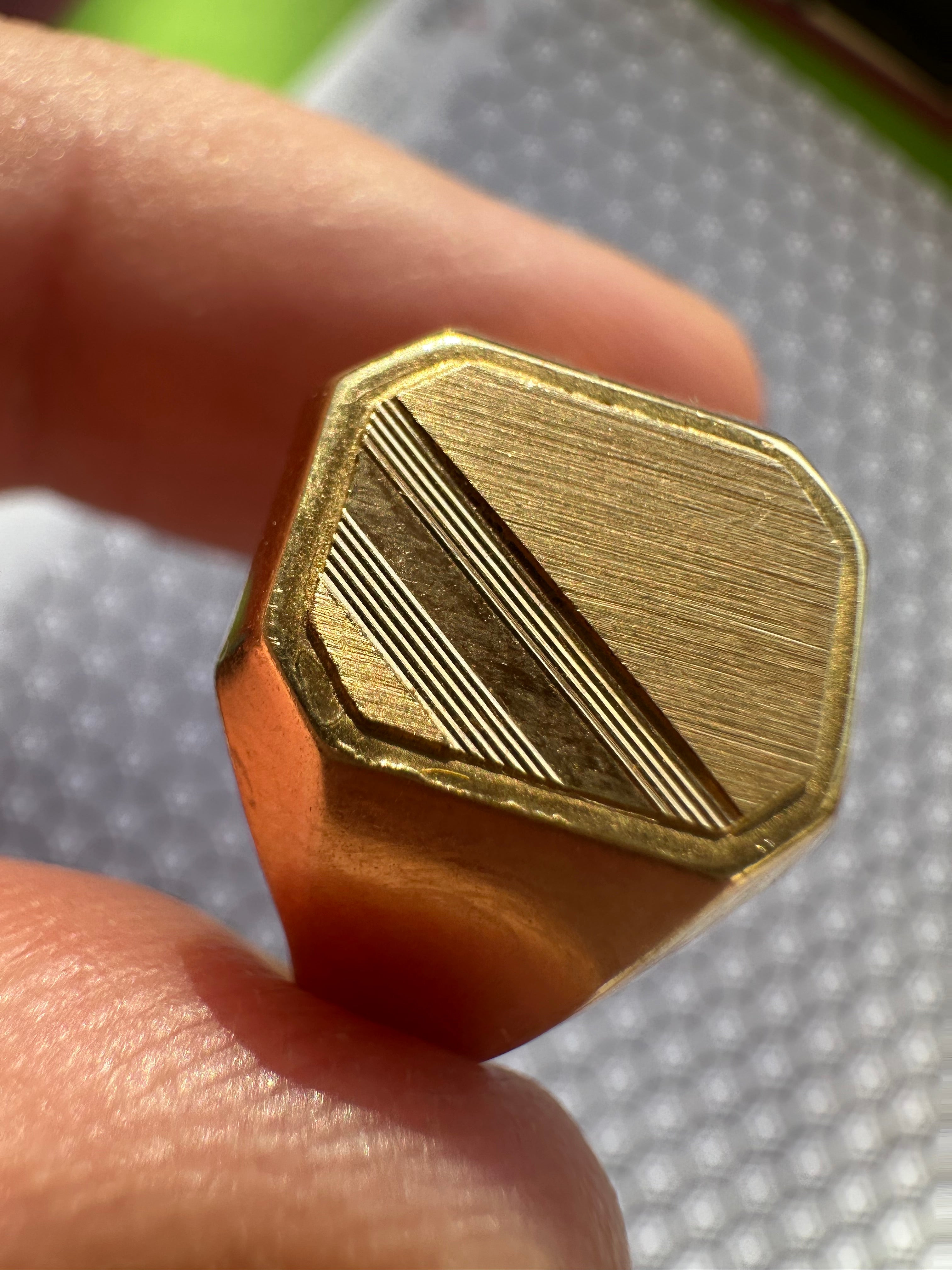 18k gold blank signet ring