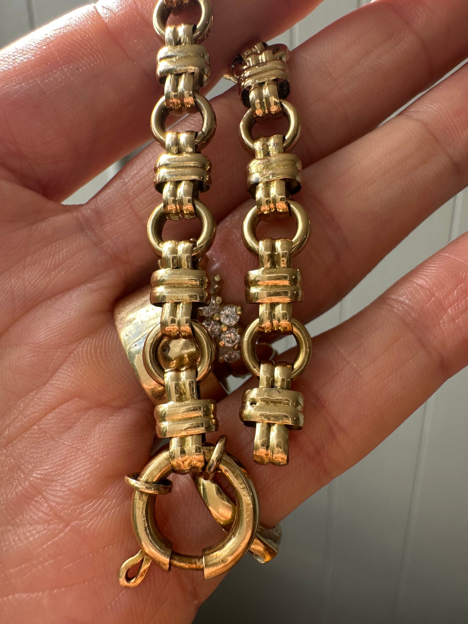knot bracelet with large bolt clasp