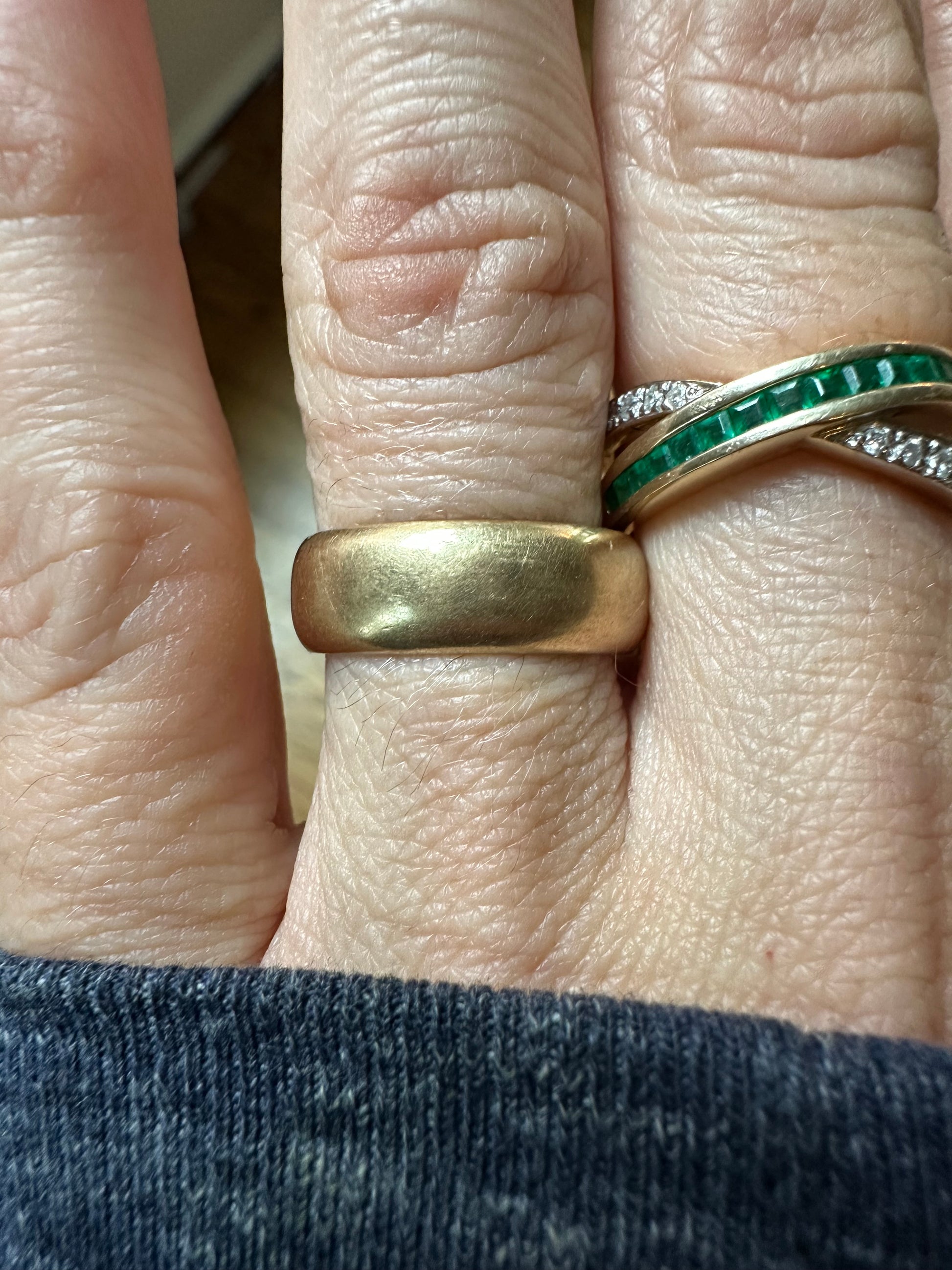 6.5mm antique 18k buttery gold band