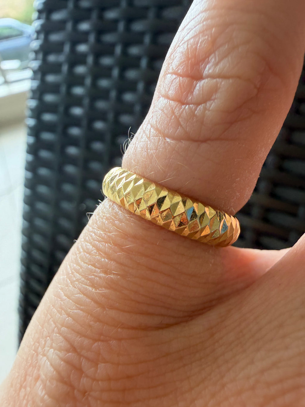 18k gold spiked eternity band