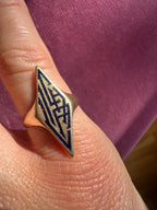 antique navette style onyx inlay signet