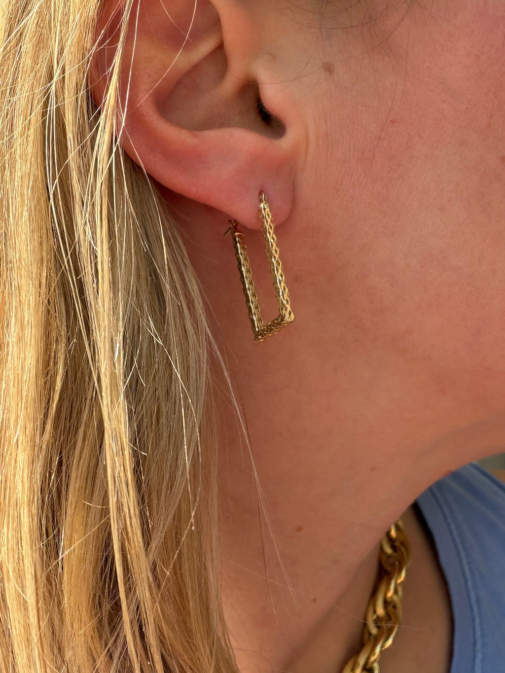 meshy textured rectangle hoop
