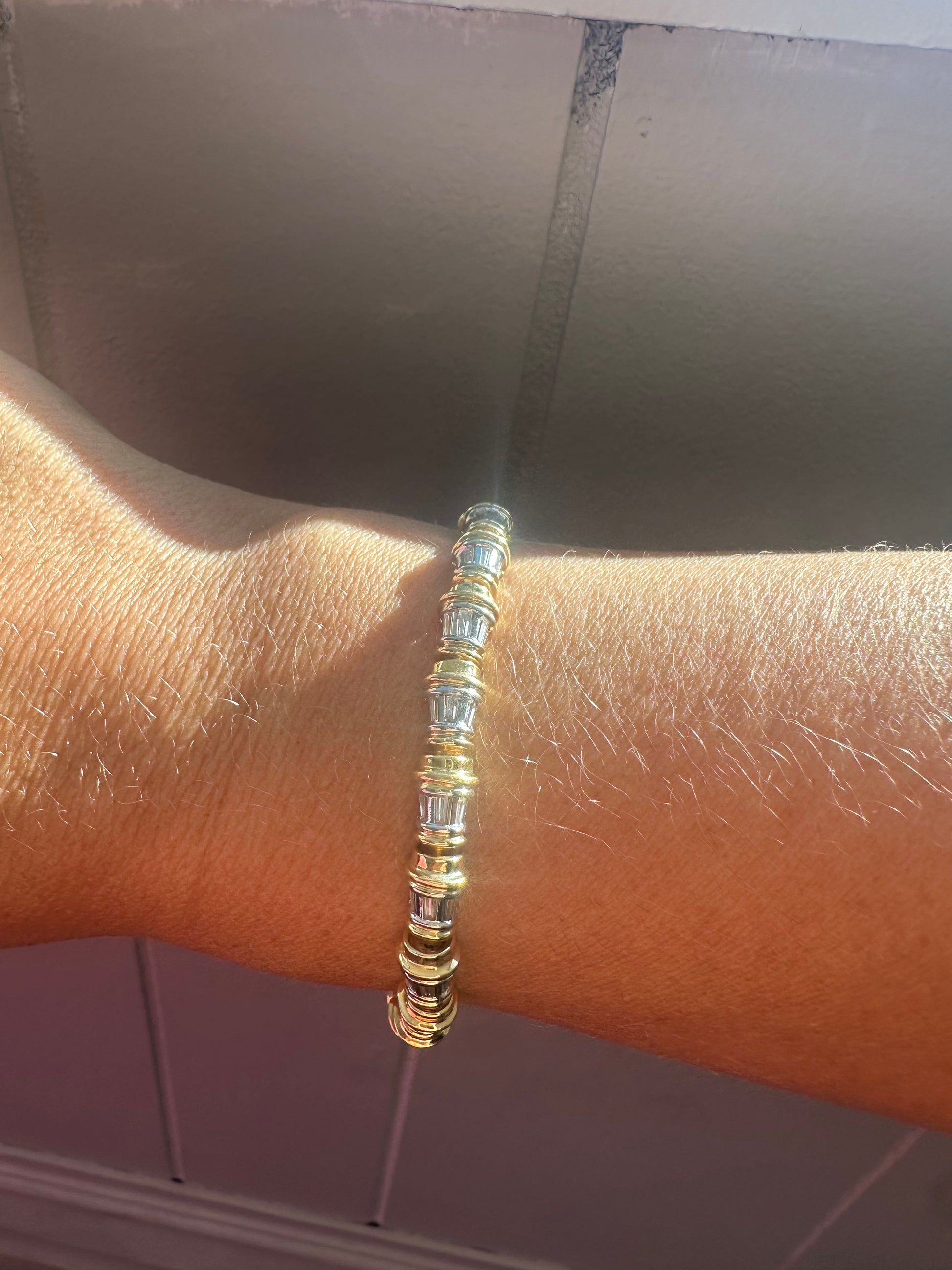 18k and baguette diamond tubular tennis bracelet