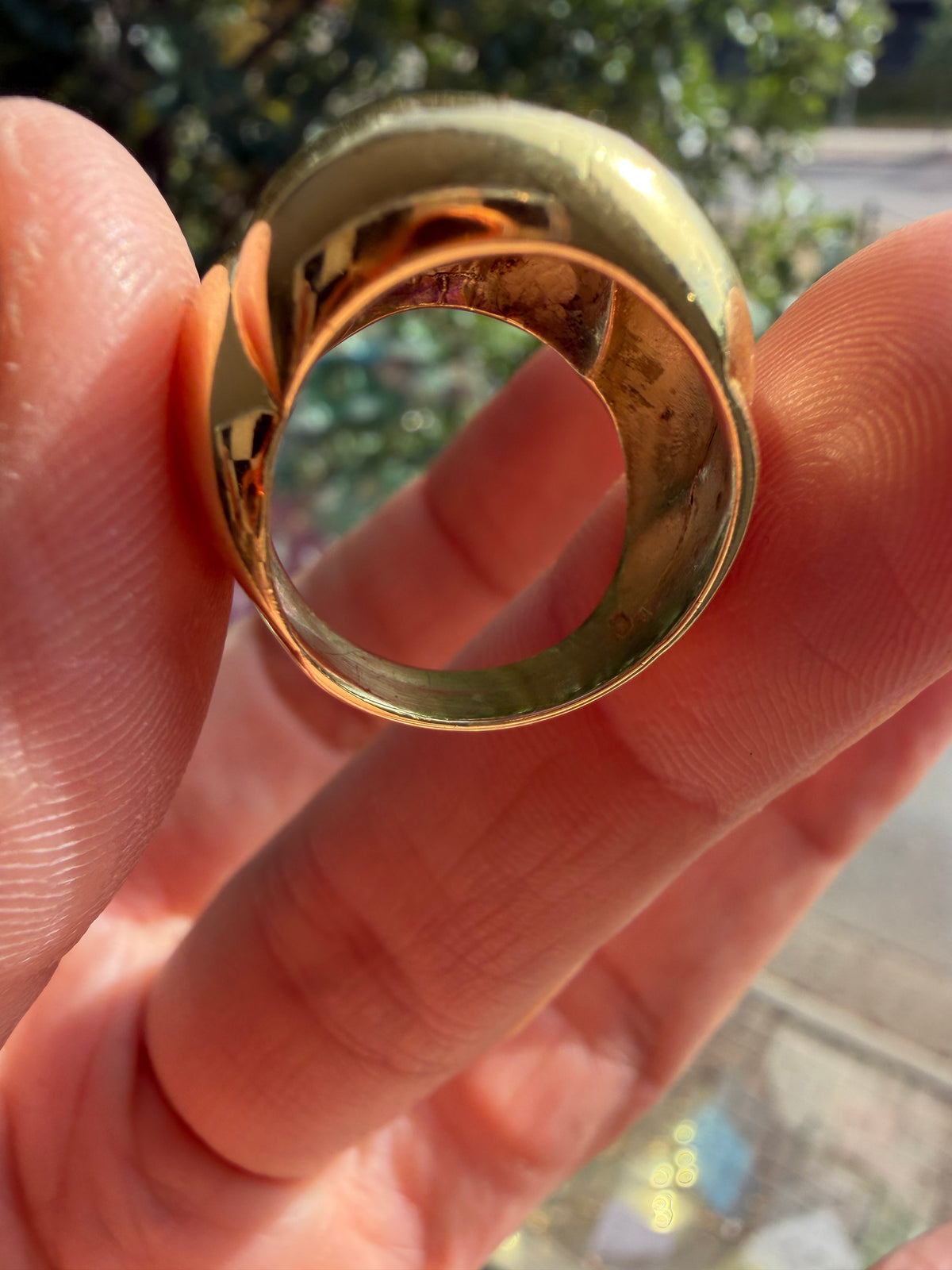 chunky 18k amethyst ring
