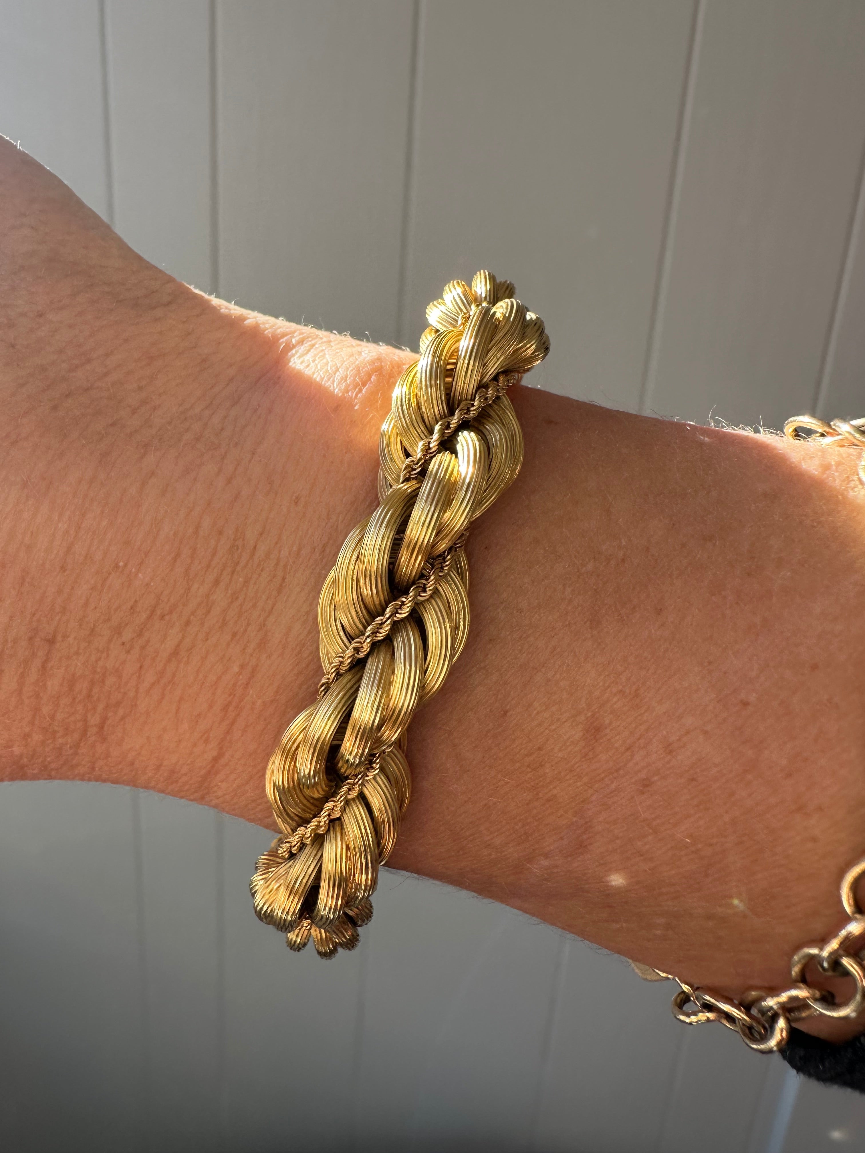 incredible 18k chunky rope bracelet