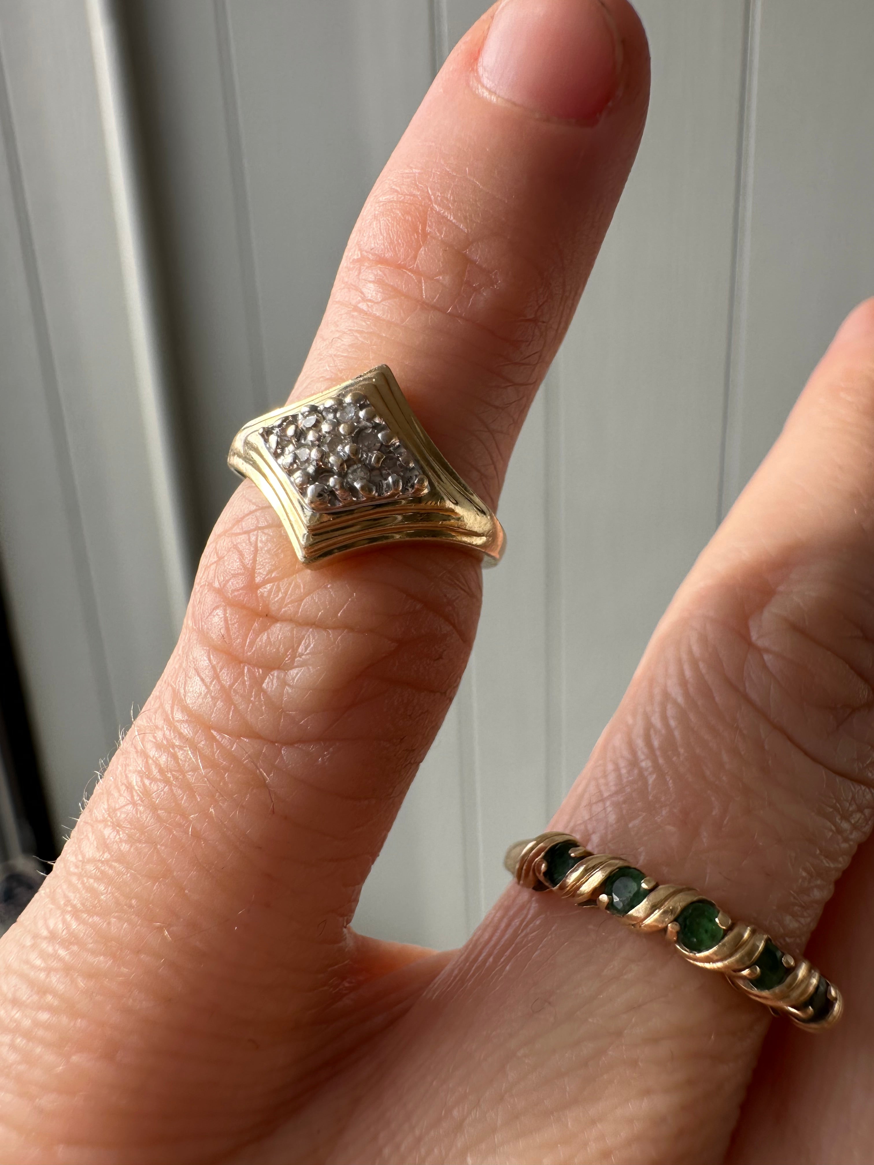 diamond cluster pinky ring