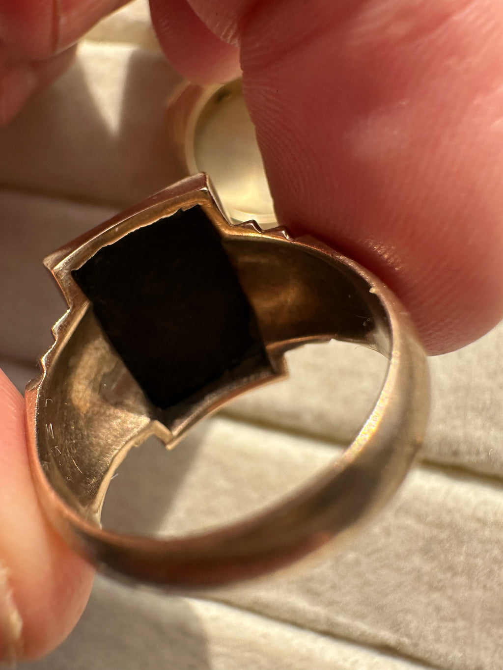rosy gold and onyx vintage ring