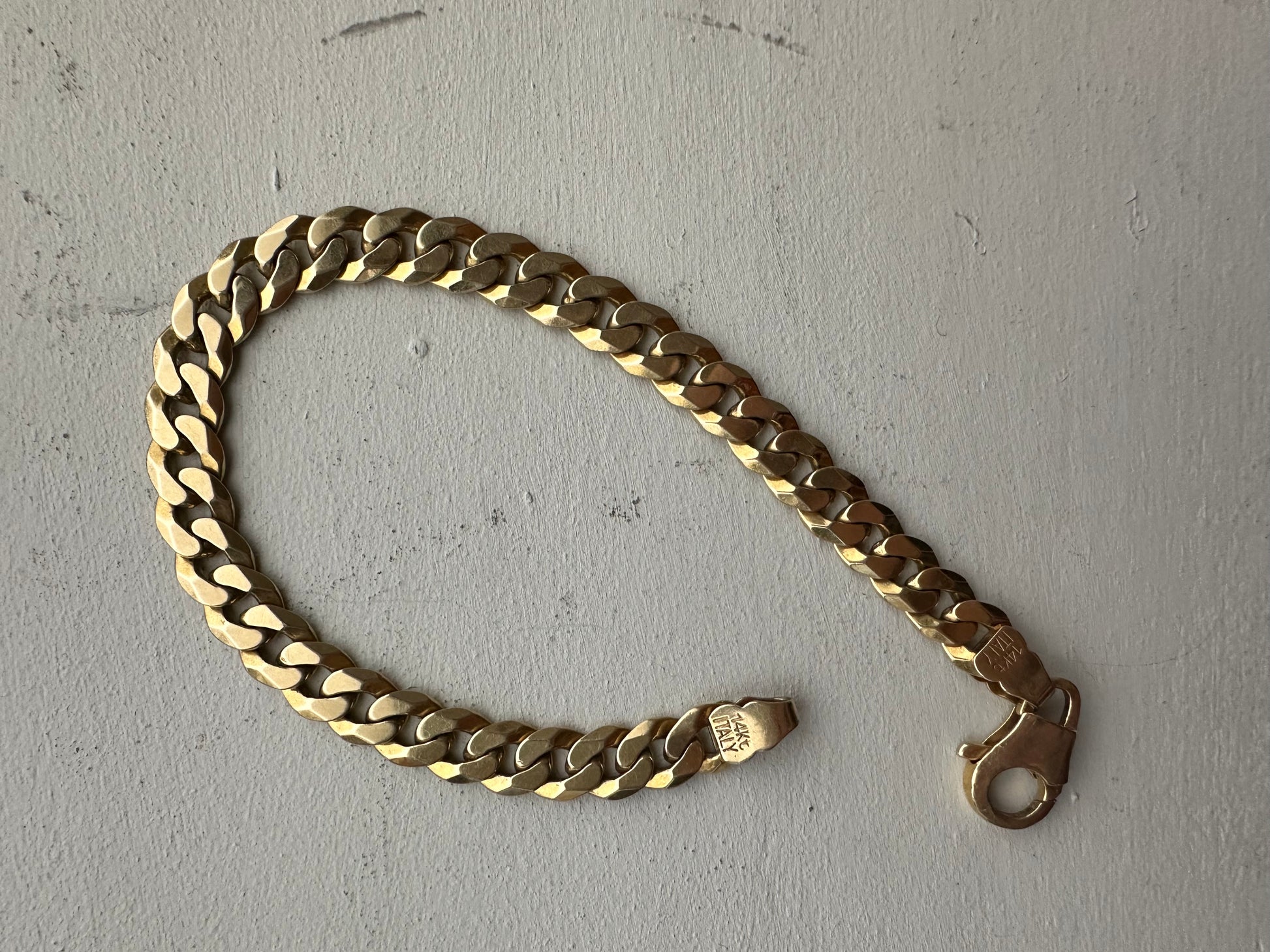 vintage Aurafin curb bracelet