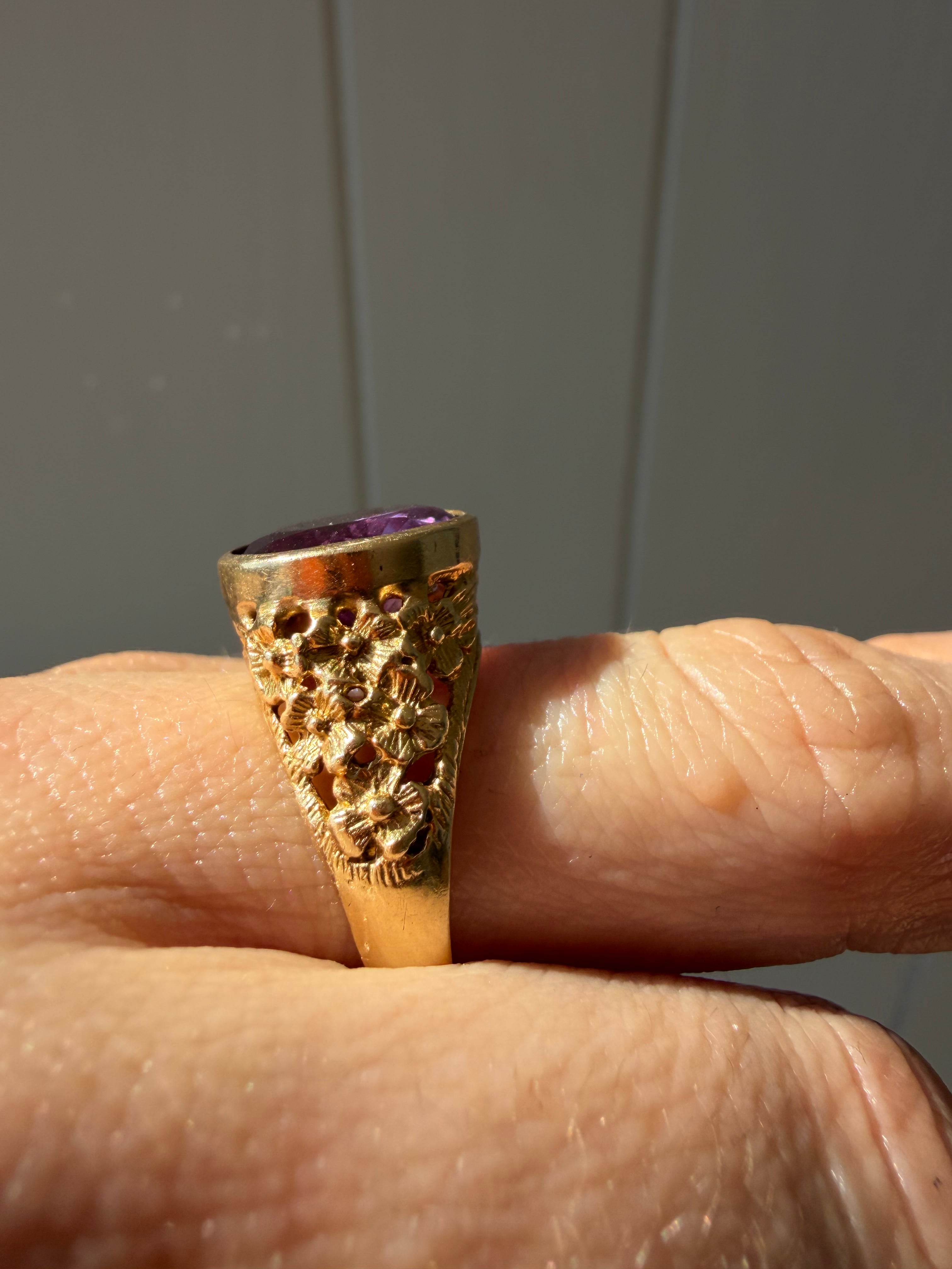 alexandrite in floral band