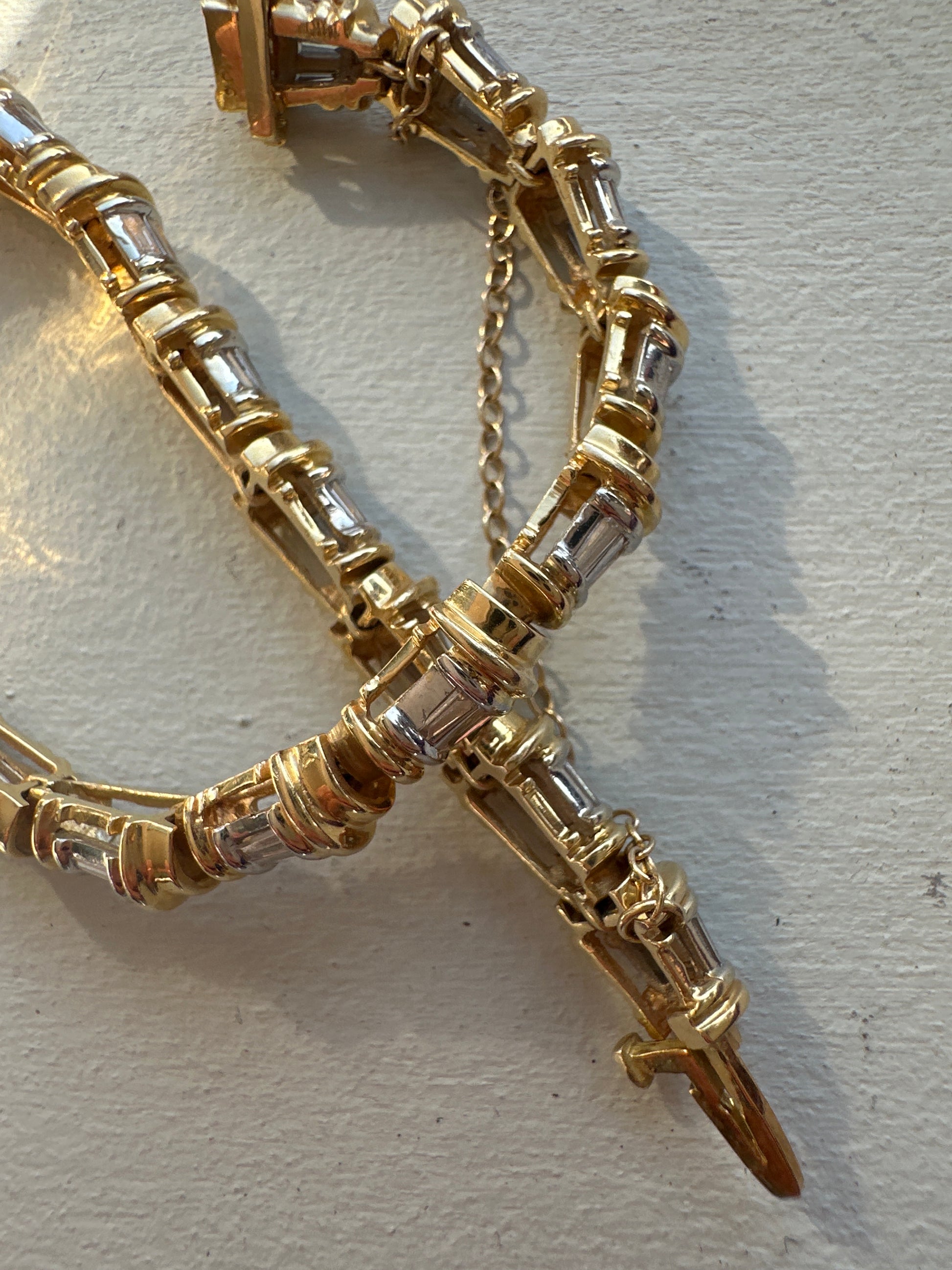 18k and baguette diamond tubular tennis bracelet