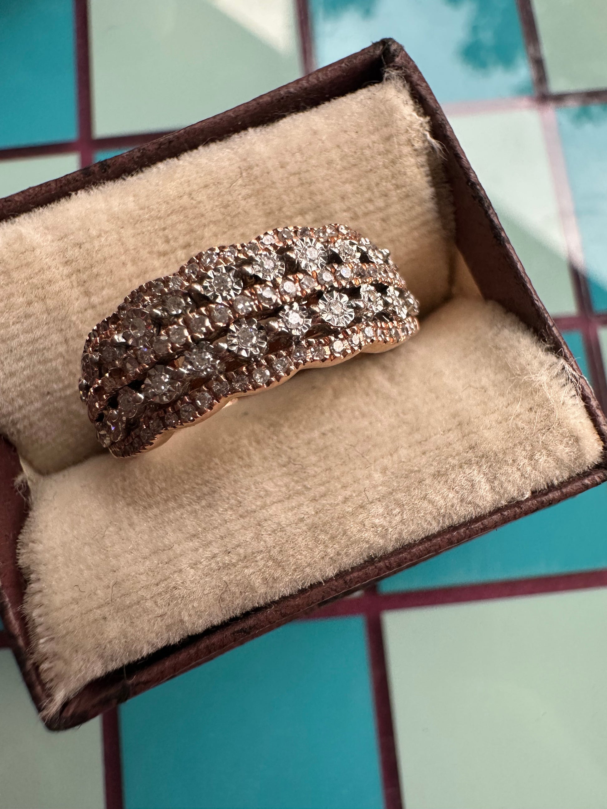 rose gold diamond ring