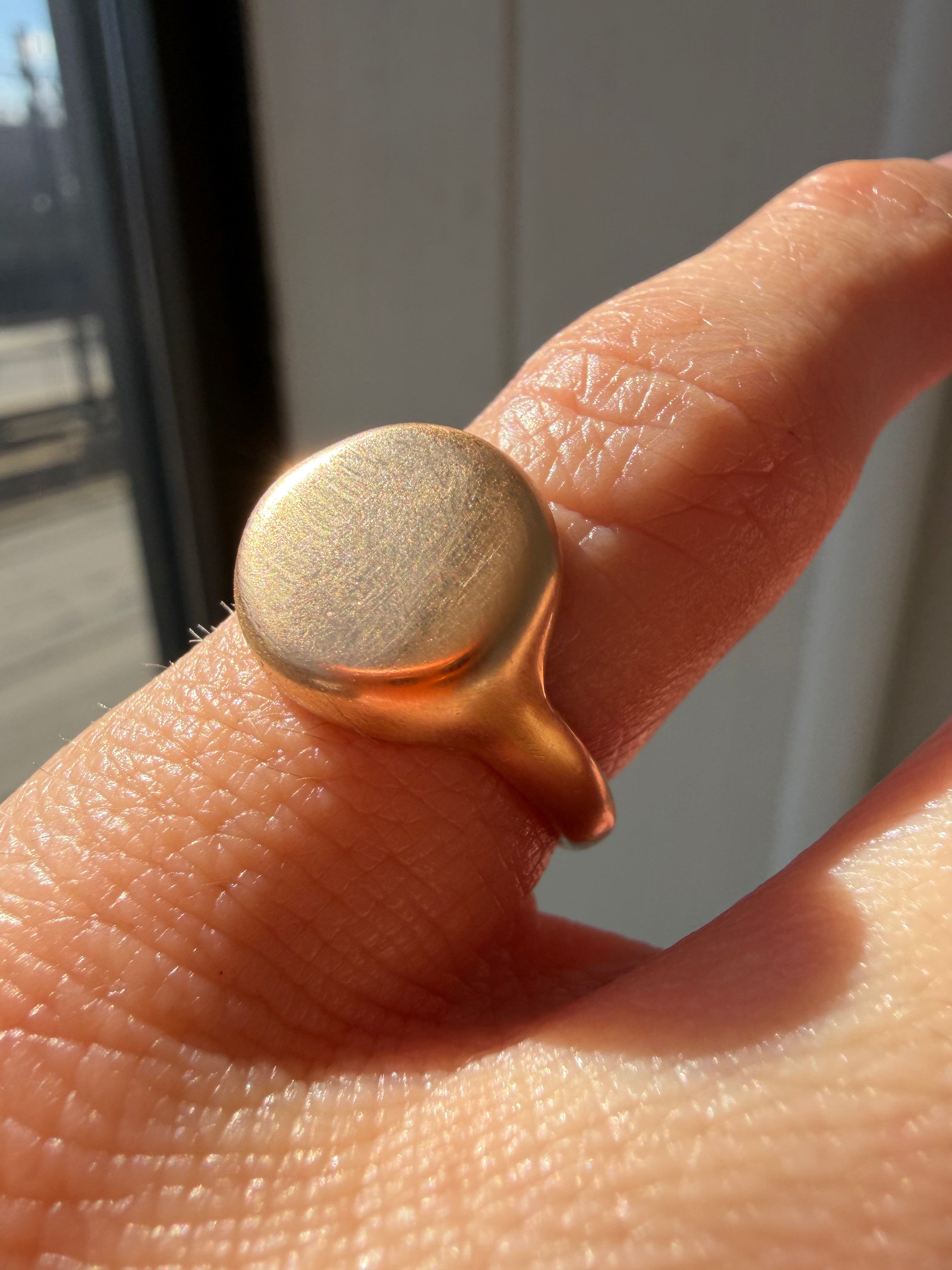 18k rosy gold signet