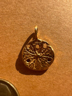 sanddollar - zuni bear - fluted clover charm