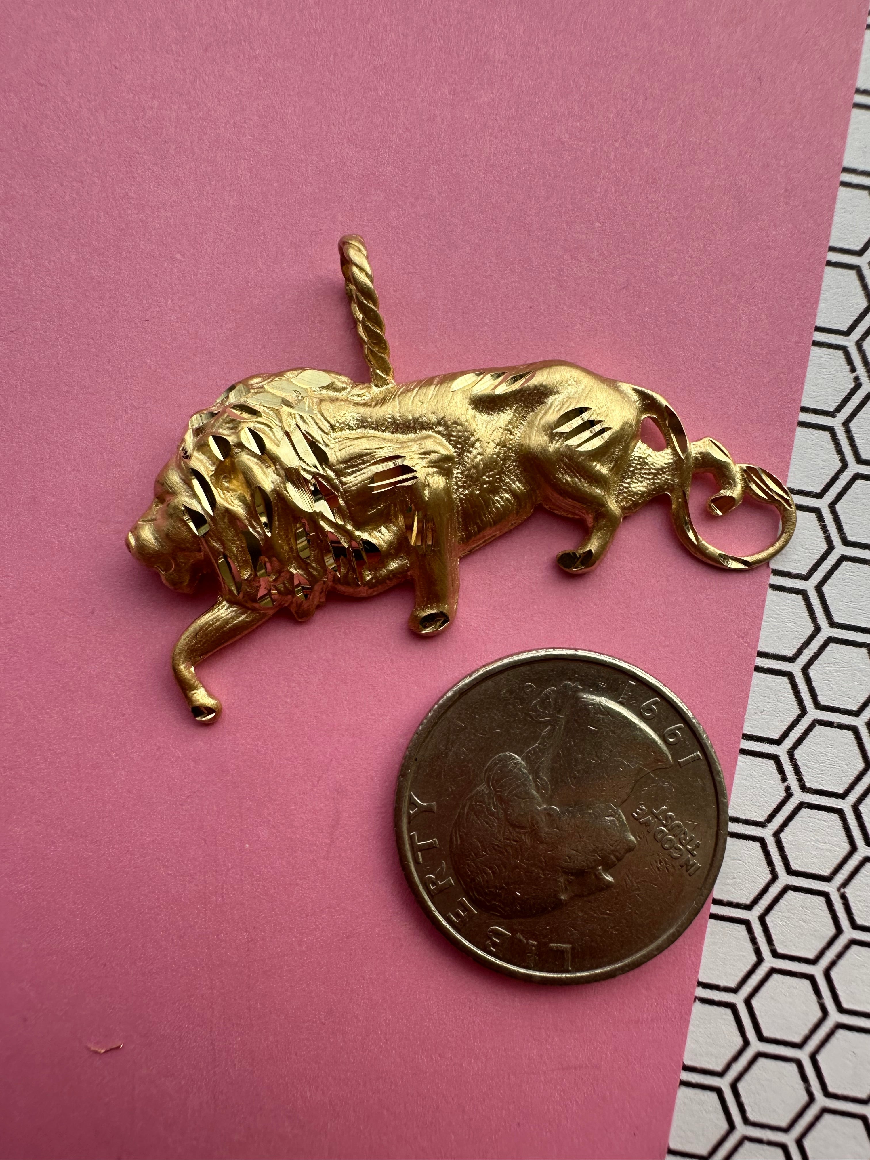 big lion pendant