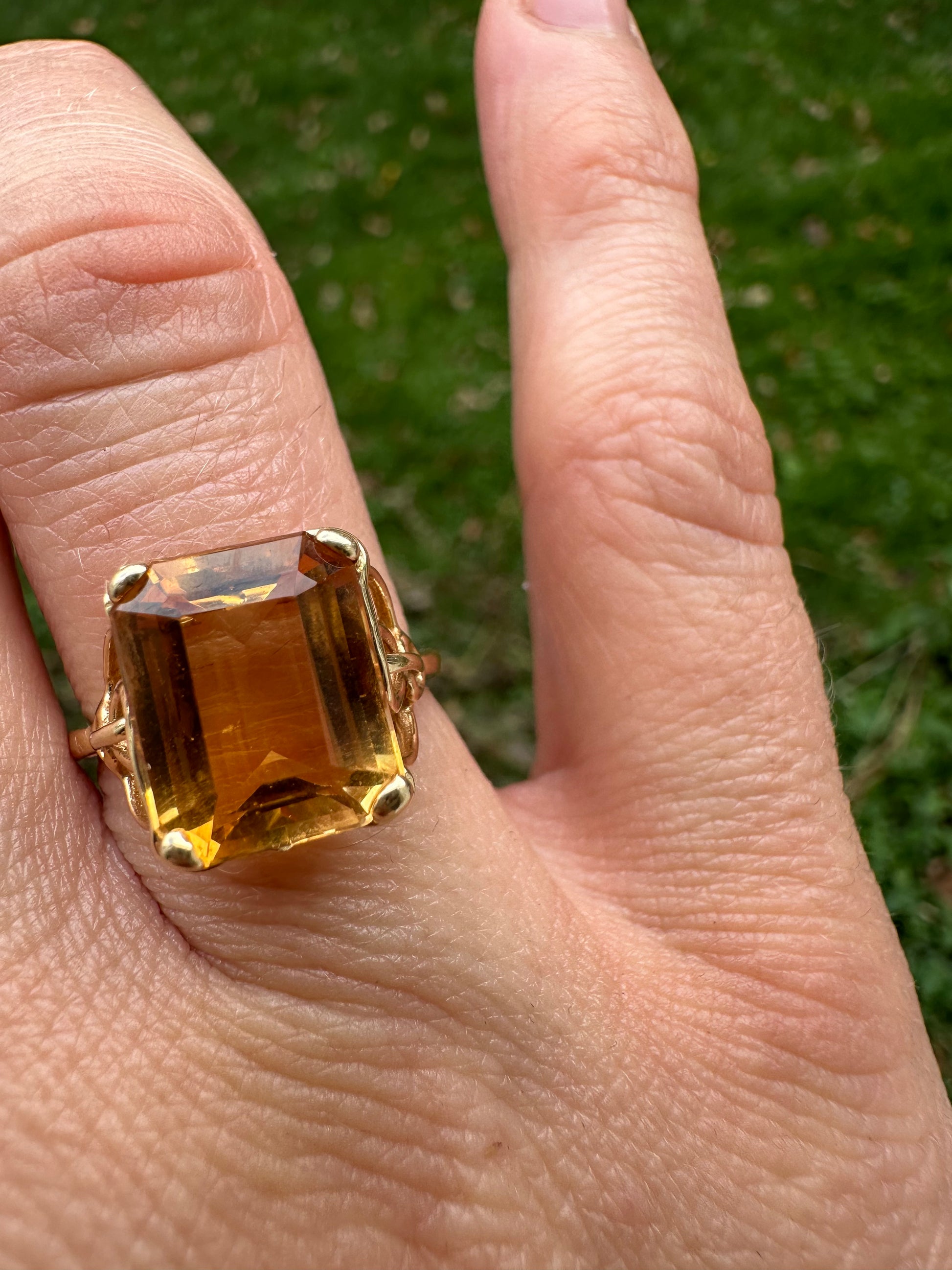 honey citrine ring
