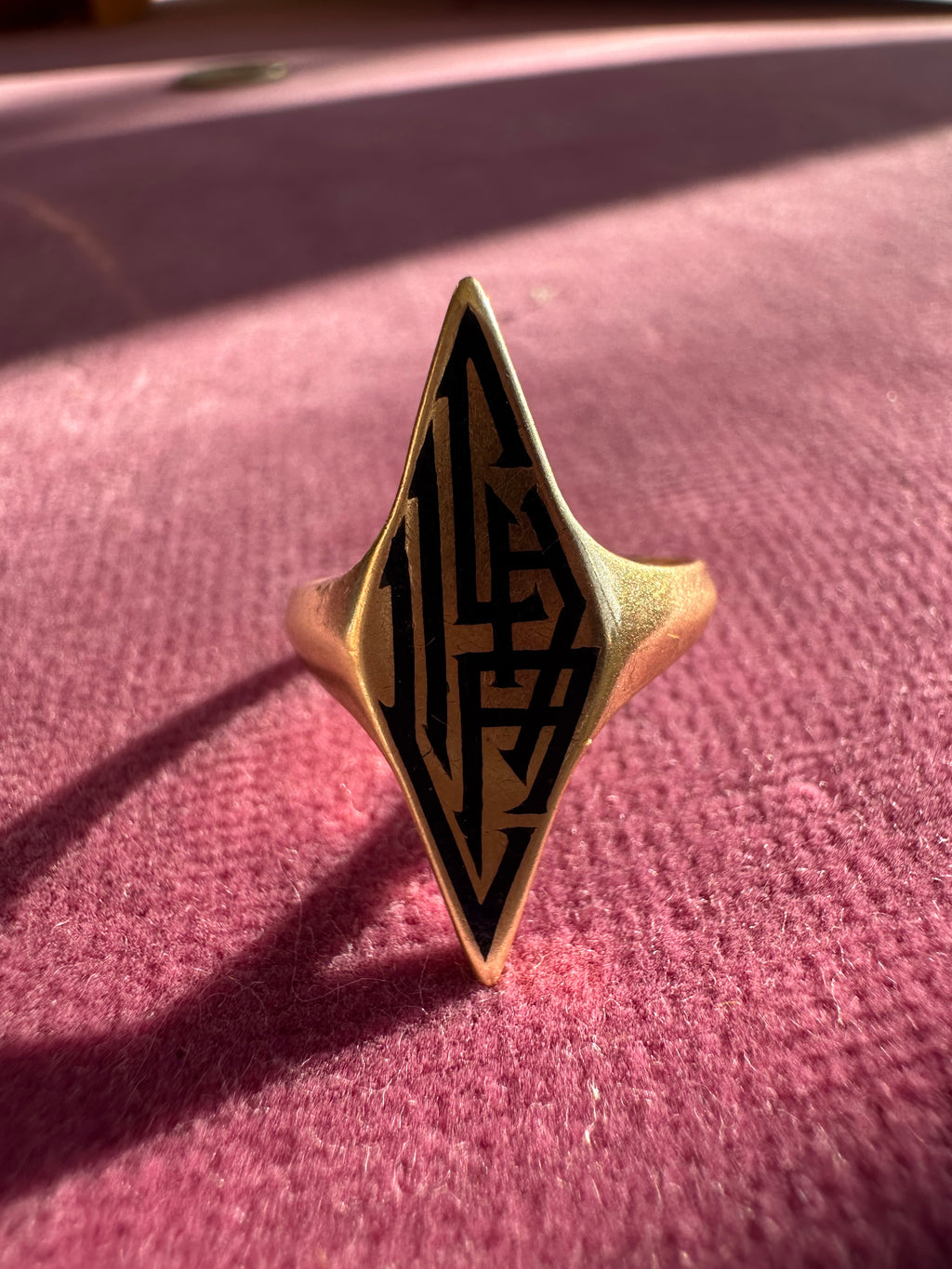 antique navette style onyx inlay signet