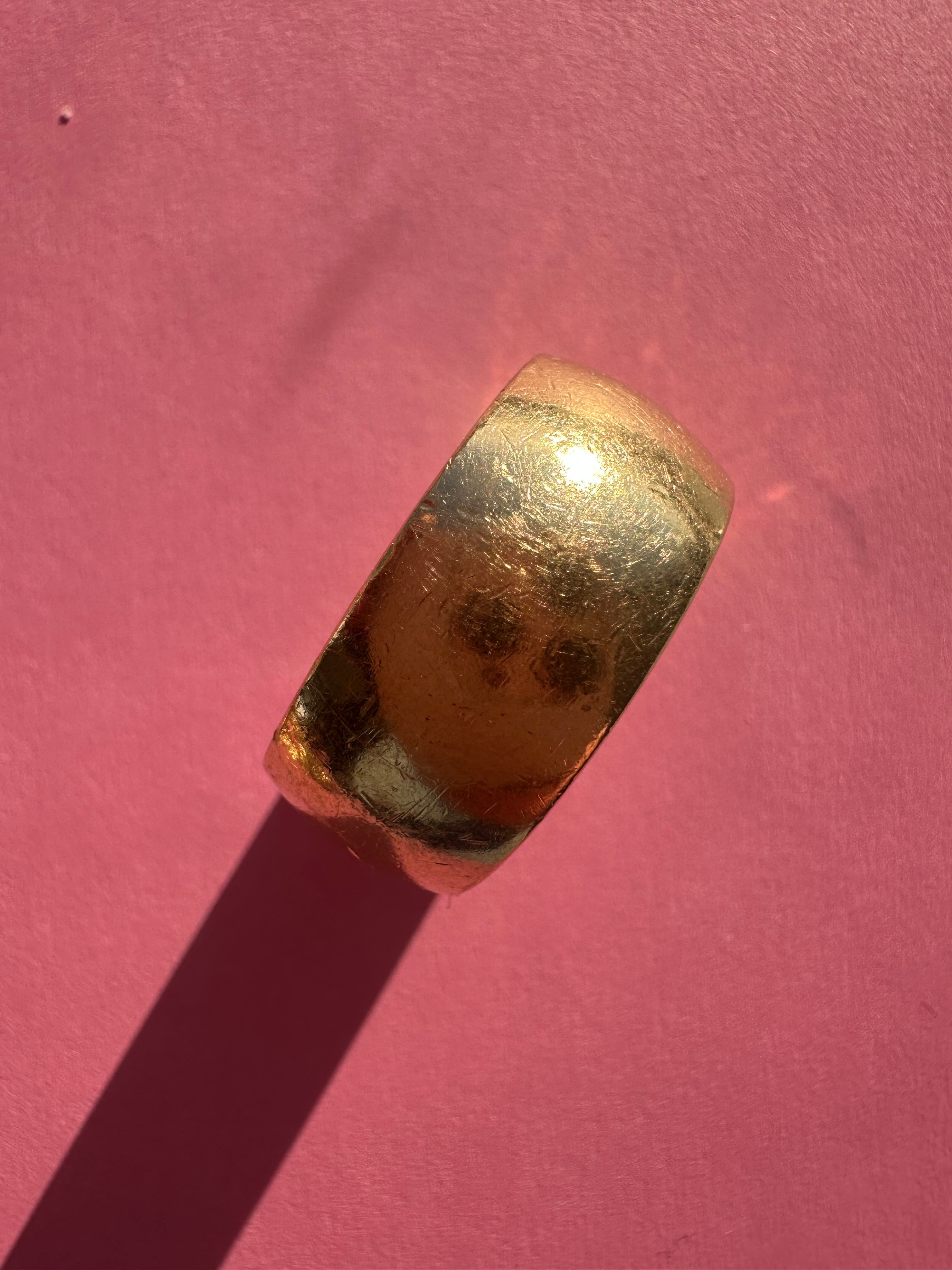 solid 10mm wide band