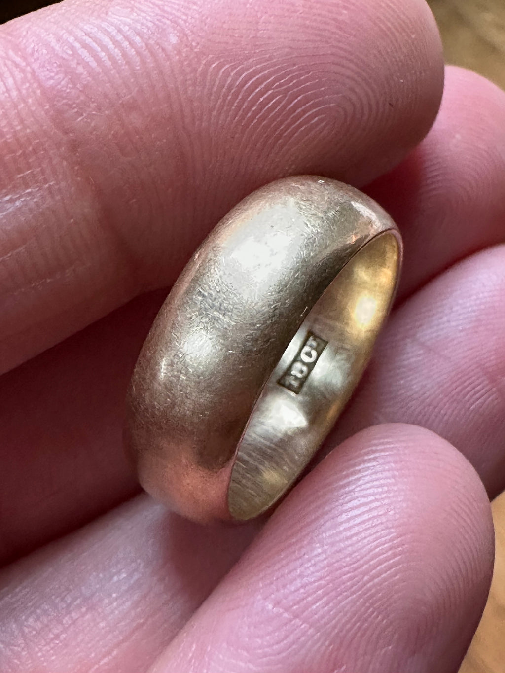 6.5mm antique 18k buttery gold band