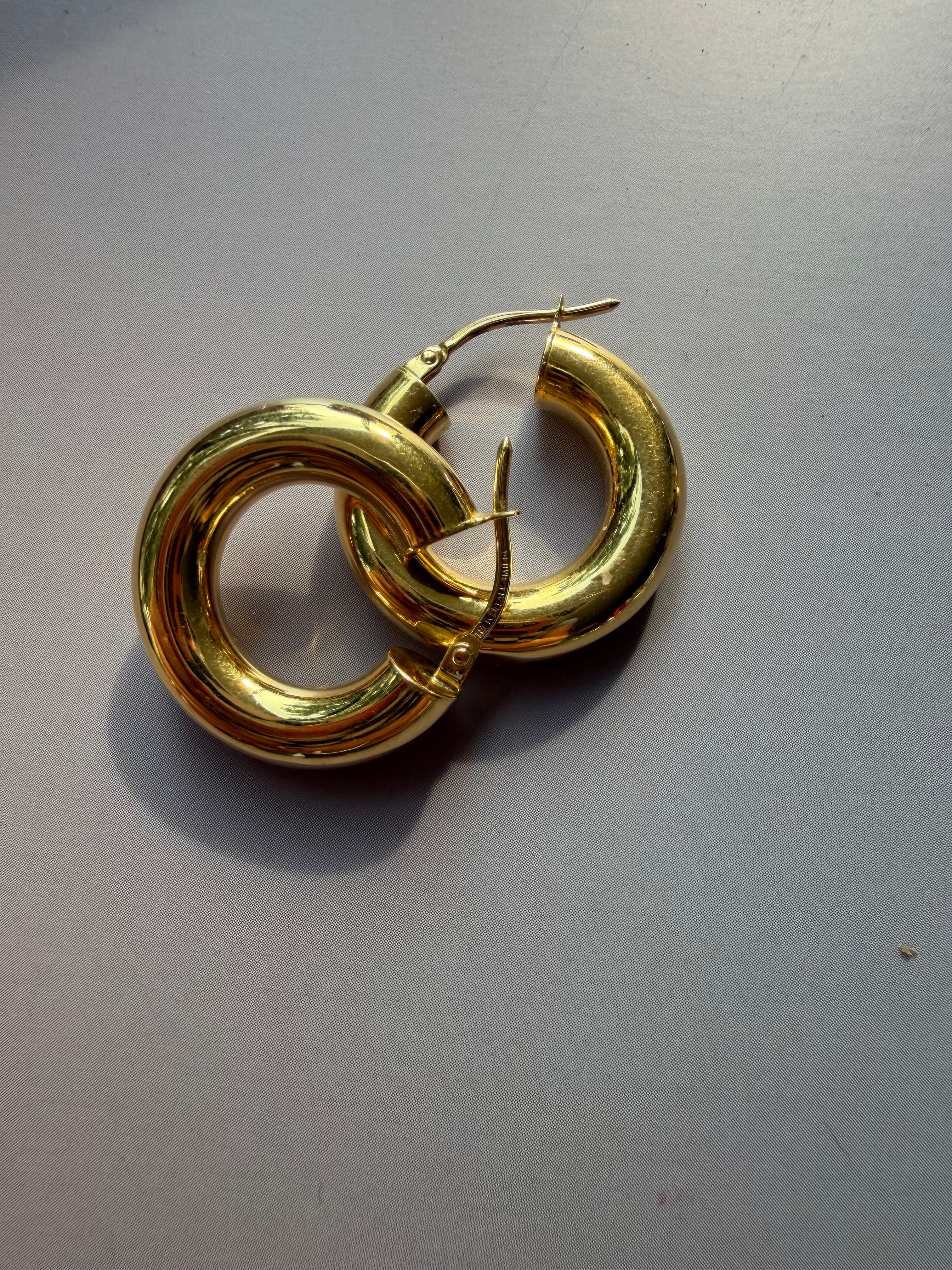 chubby donut 18k gold hoops