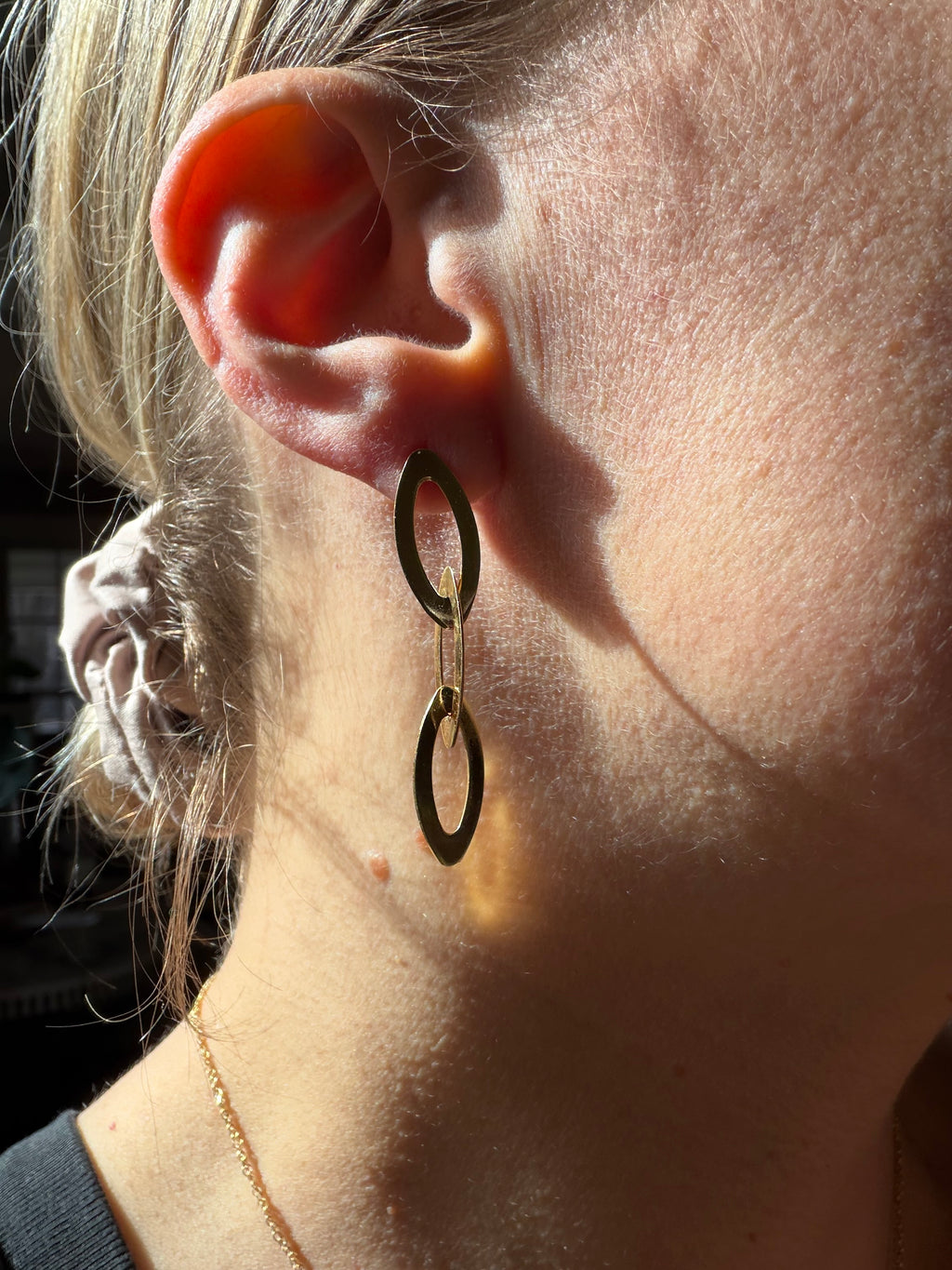 dangle earrings