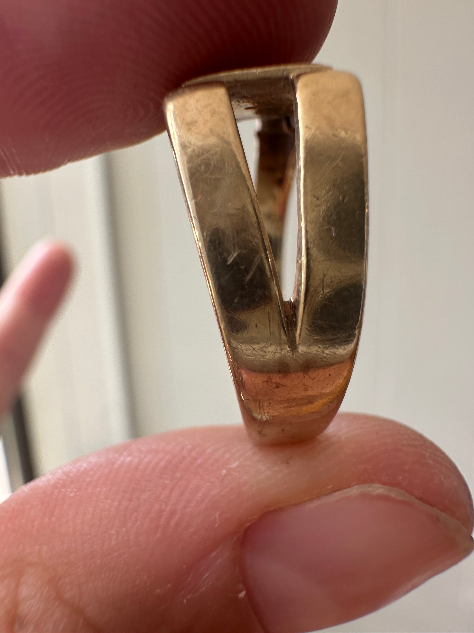 WMK vintage signet