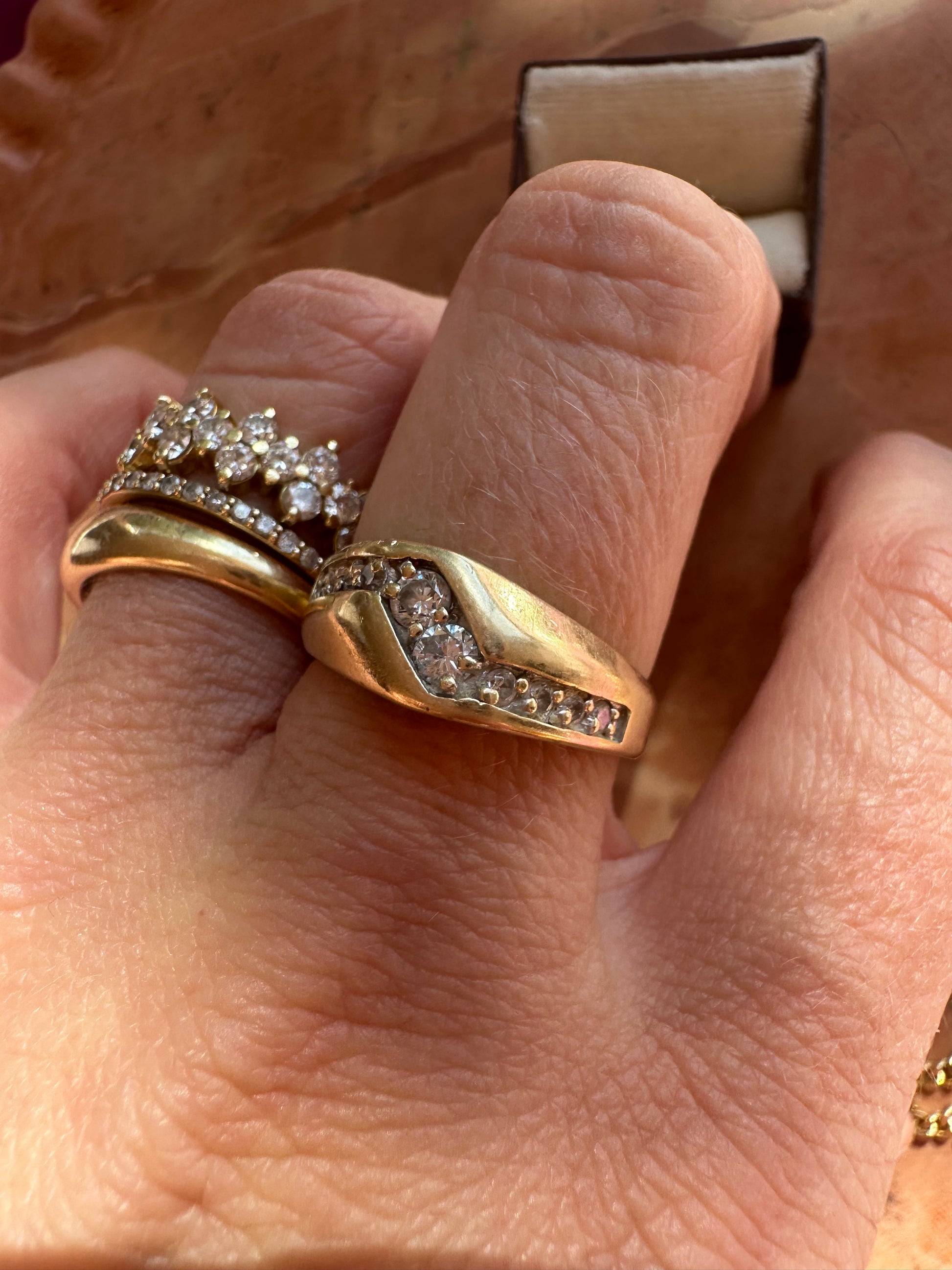 zig zag diamond ring