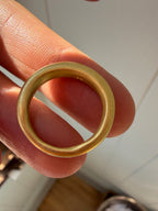 18k matte finish graduated donut band
