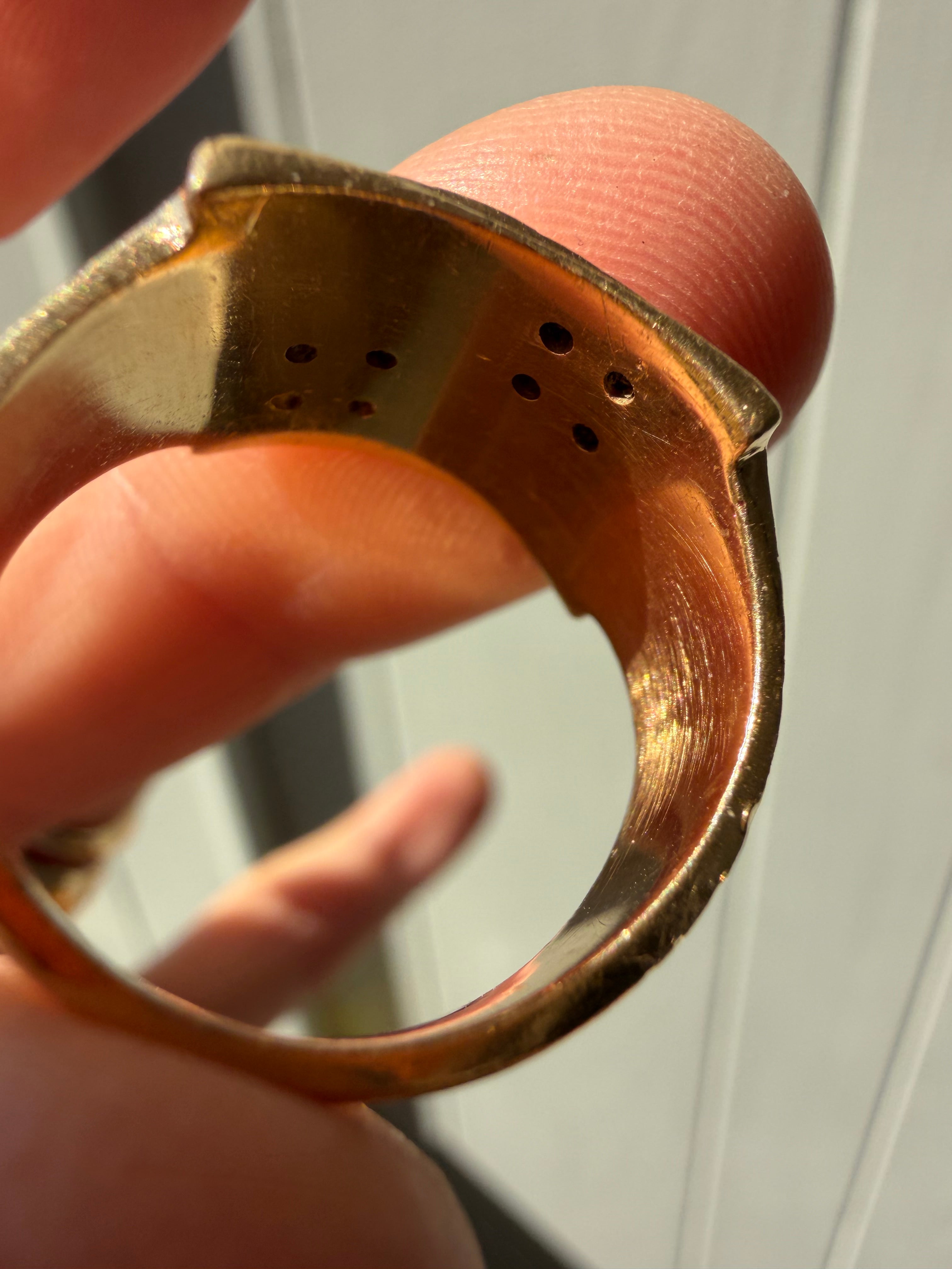 chunky 18k gold and diamond ring