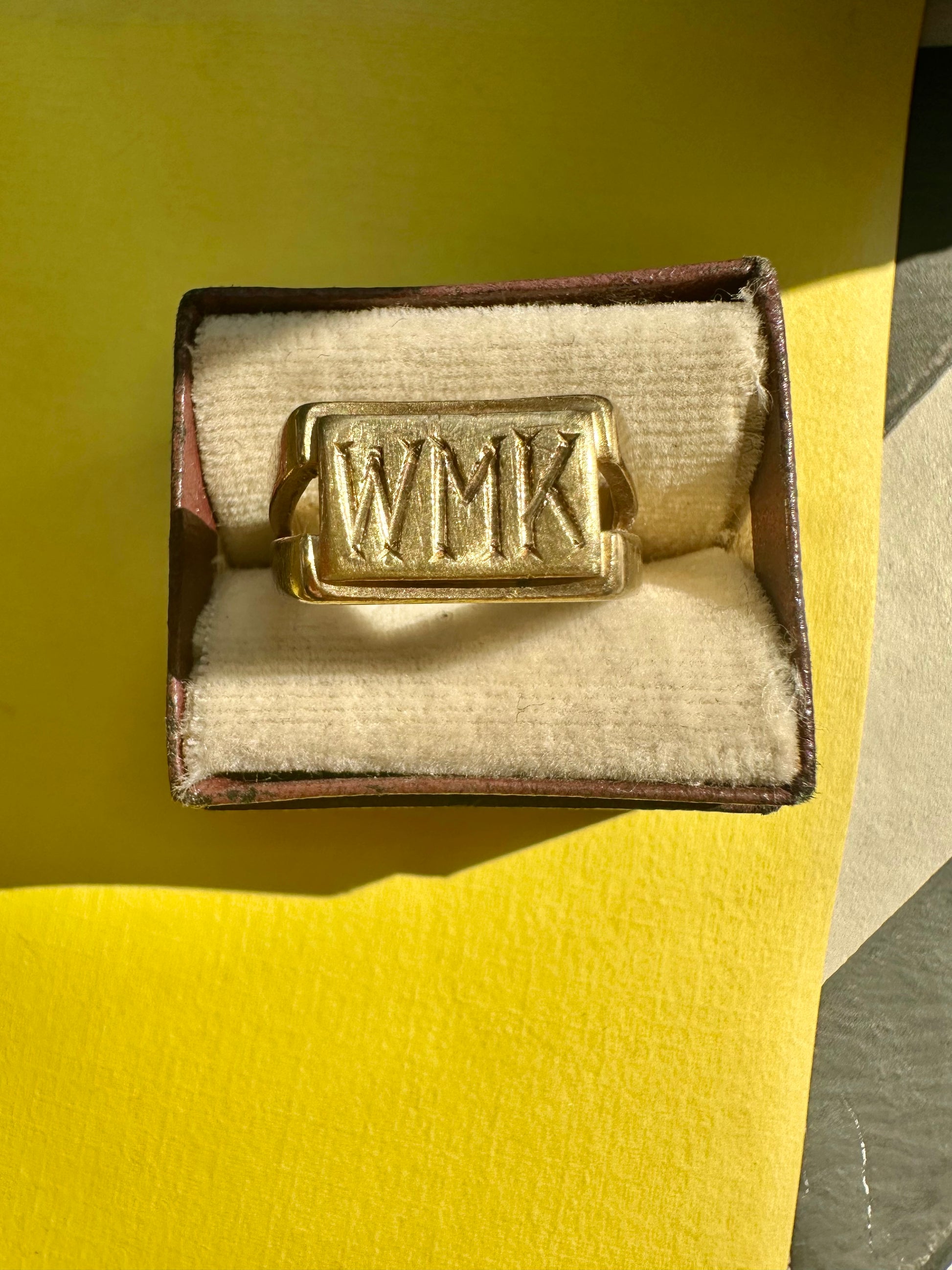 WMK vintage signet