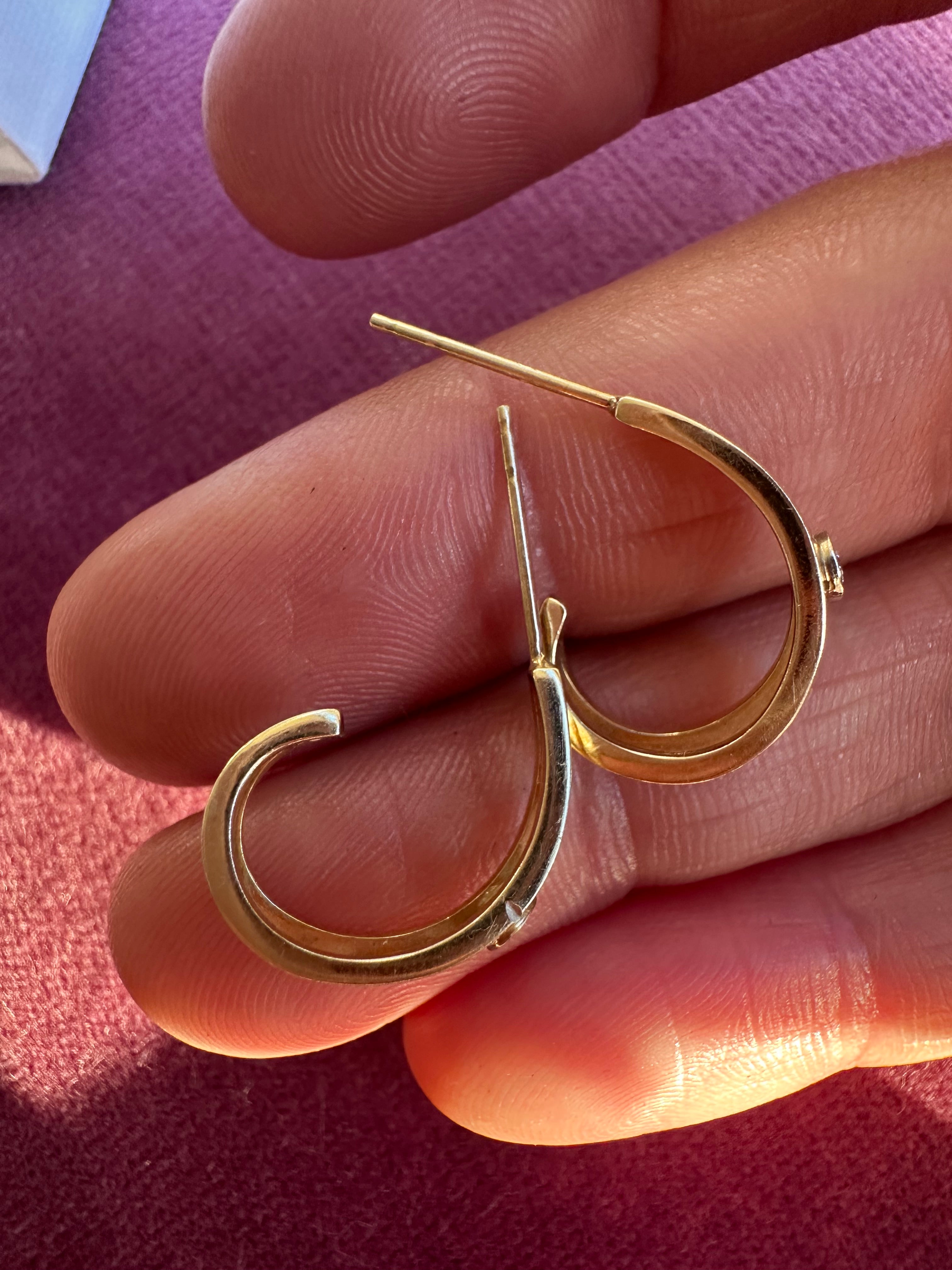 double J with bezel set diamond