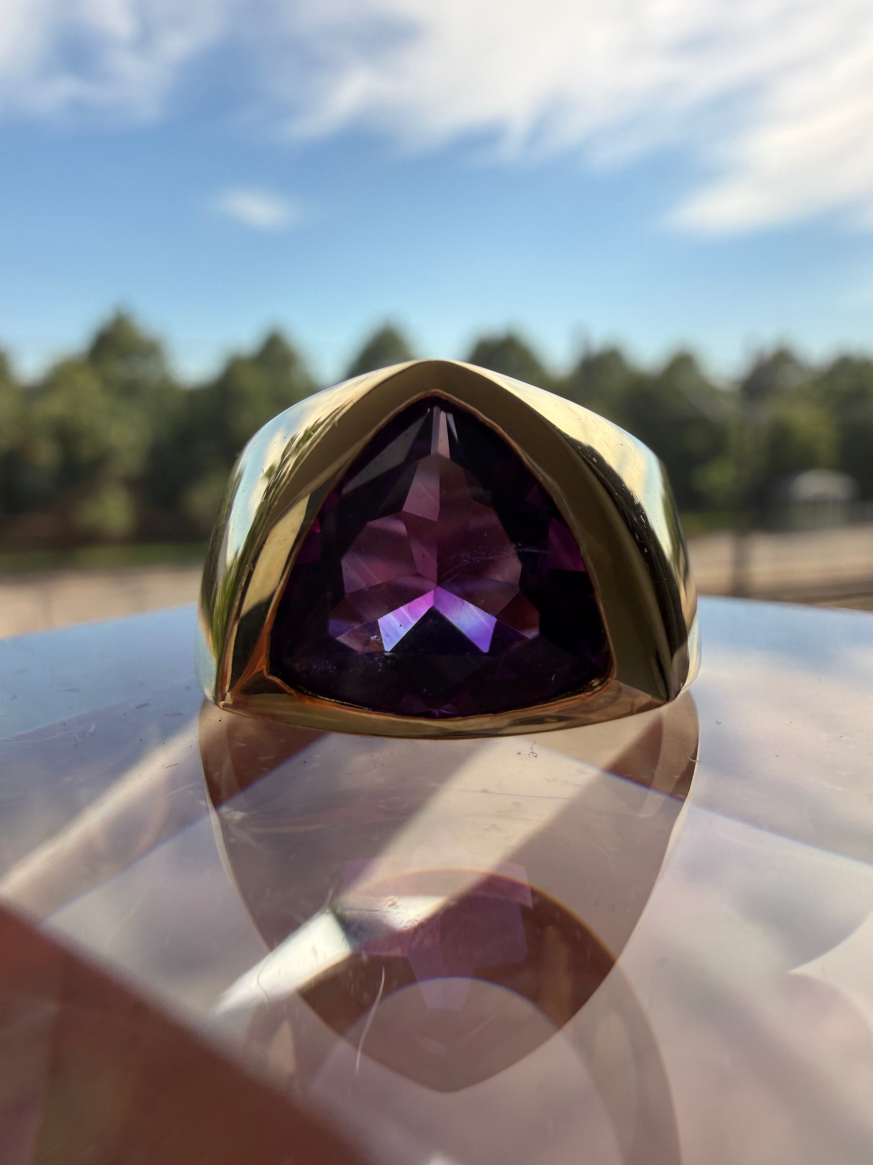 stunning trillion cut 2.6carat amethyst ring