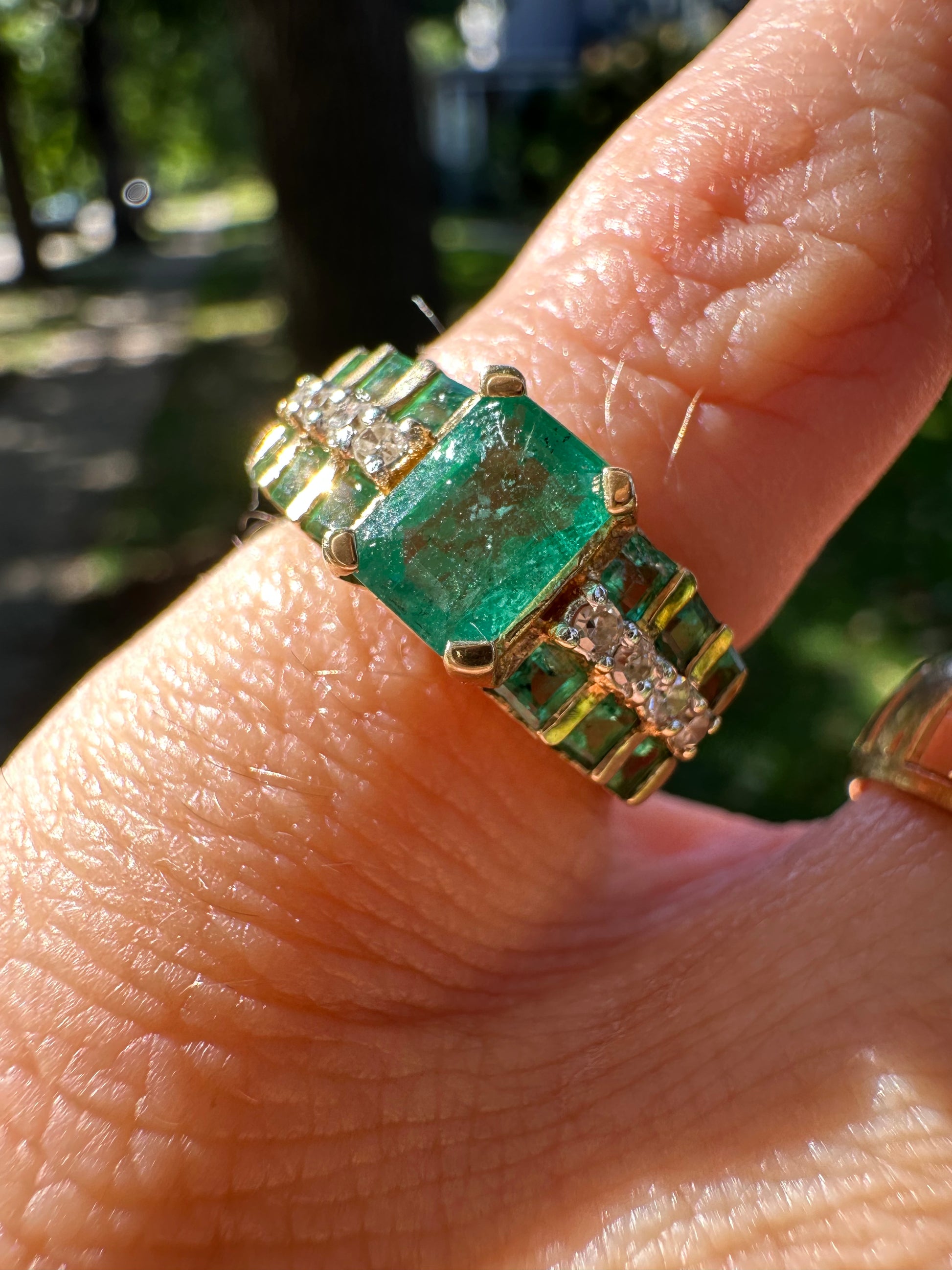 emerald cut emerald ring
