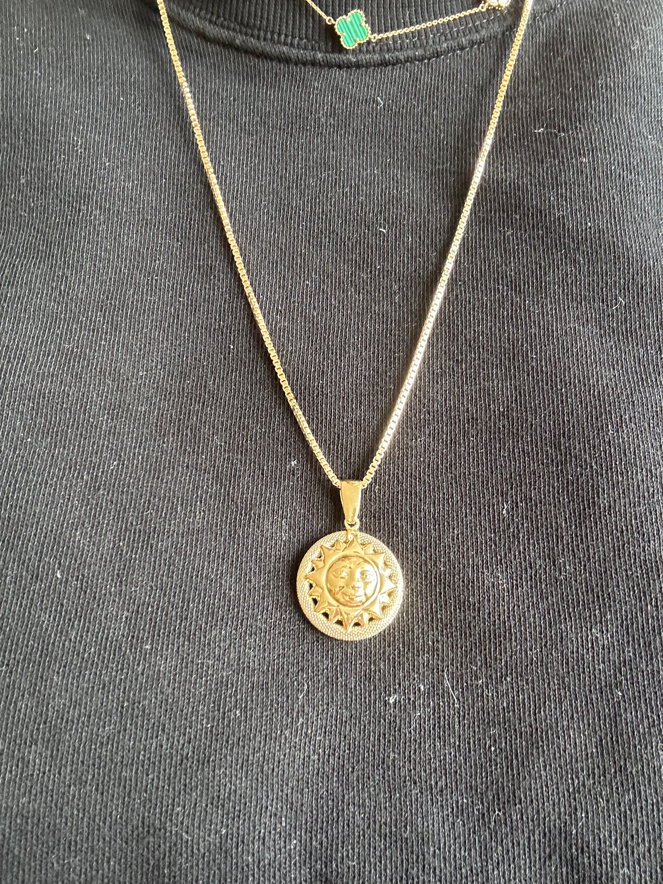 knurled textured sun charm