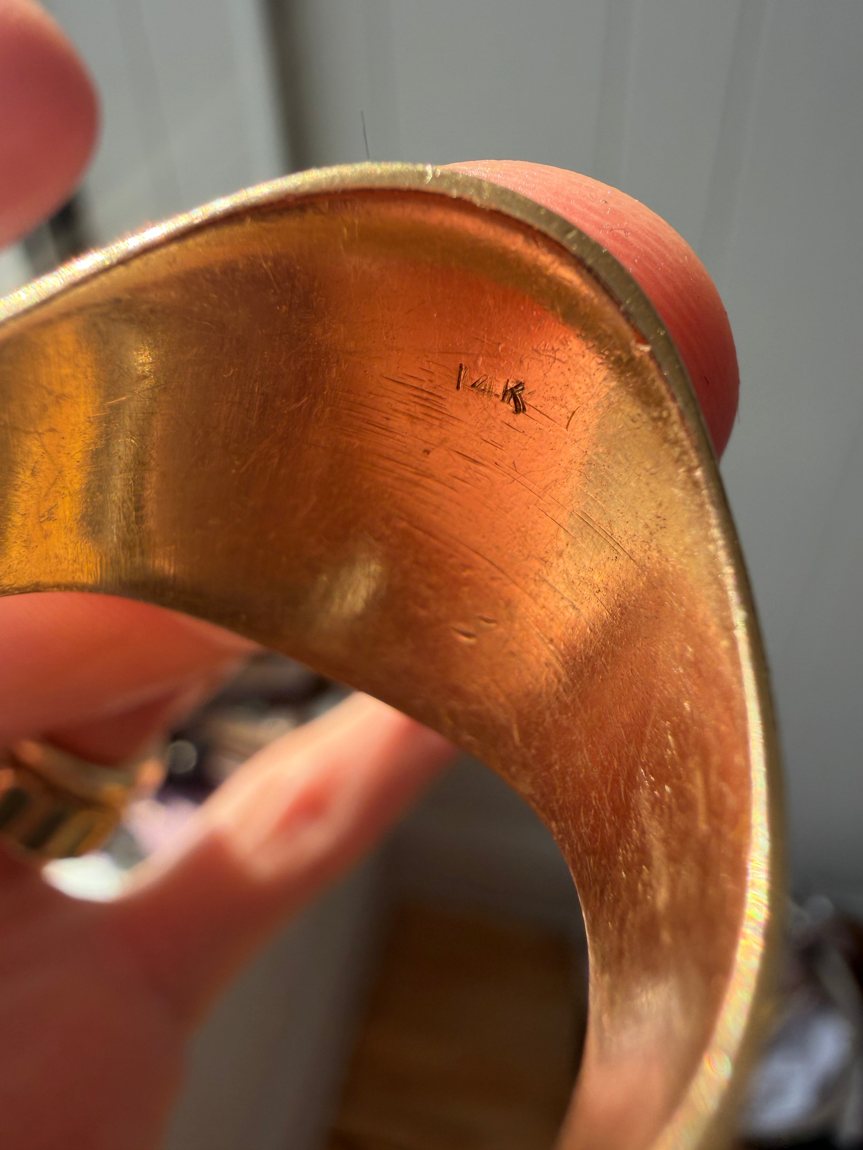 magnificent family crest signet