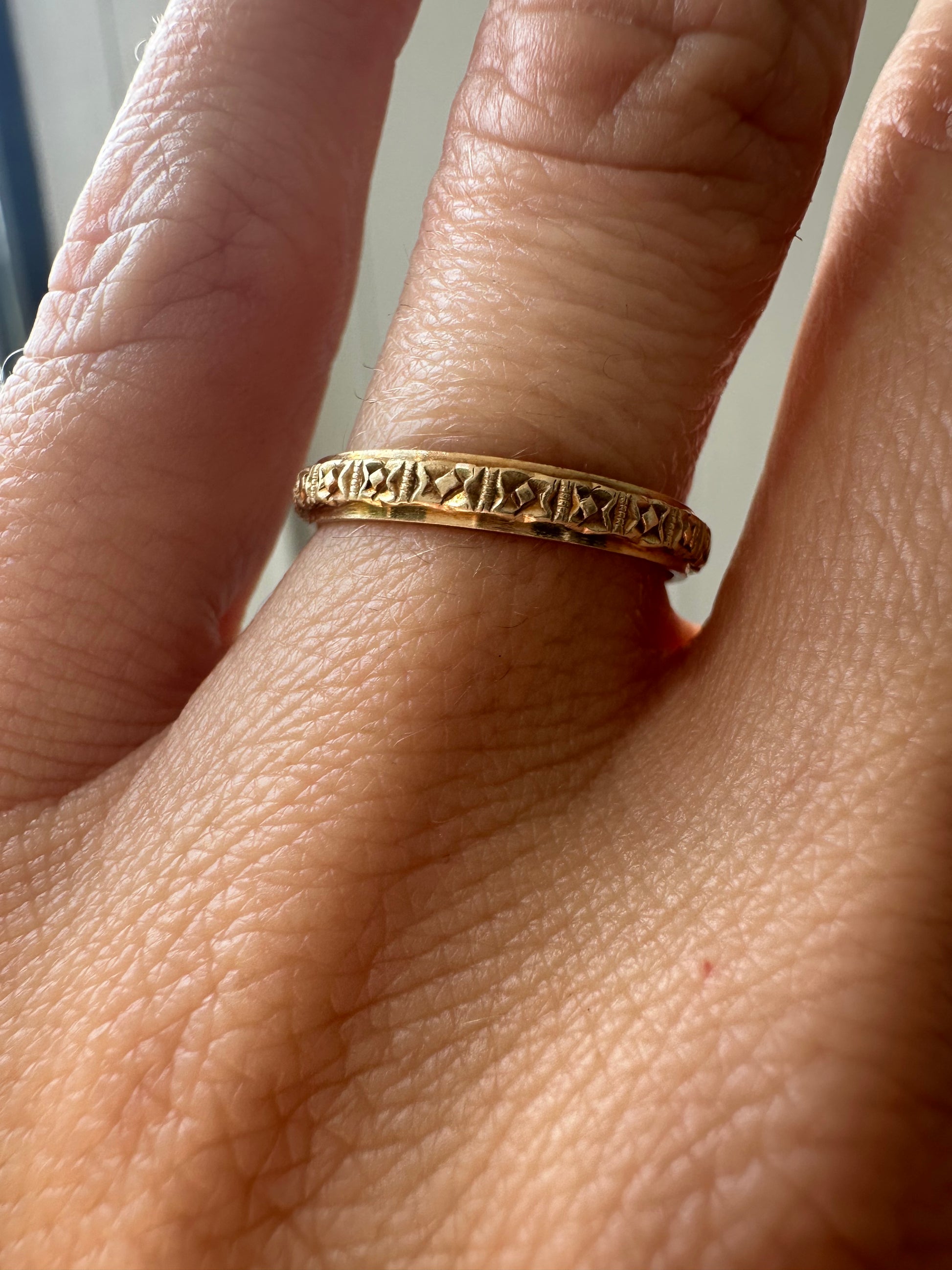 textured eternity band