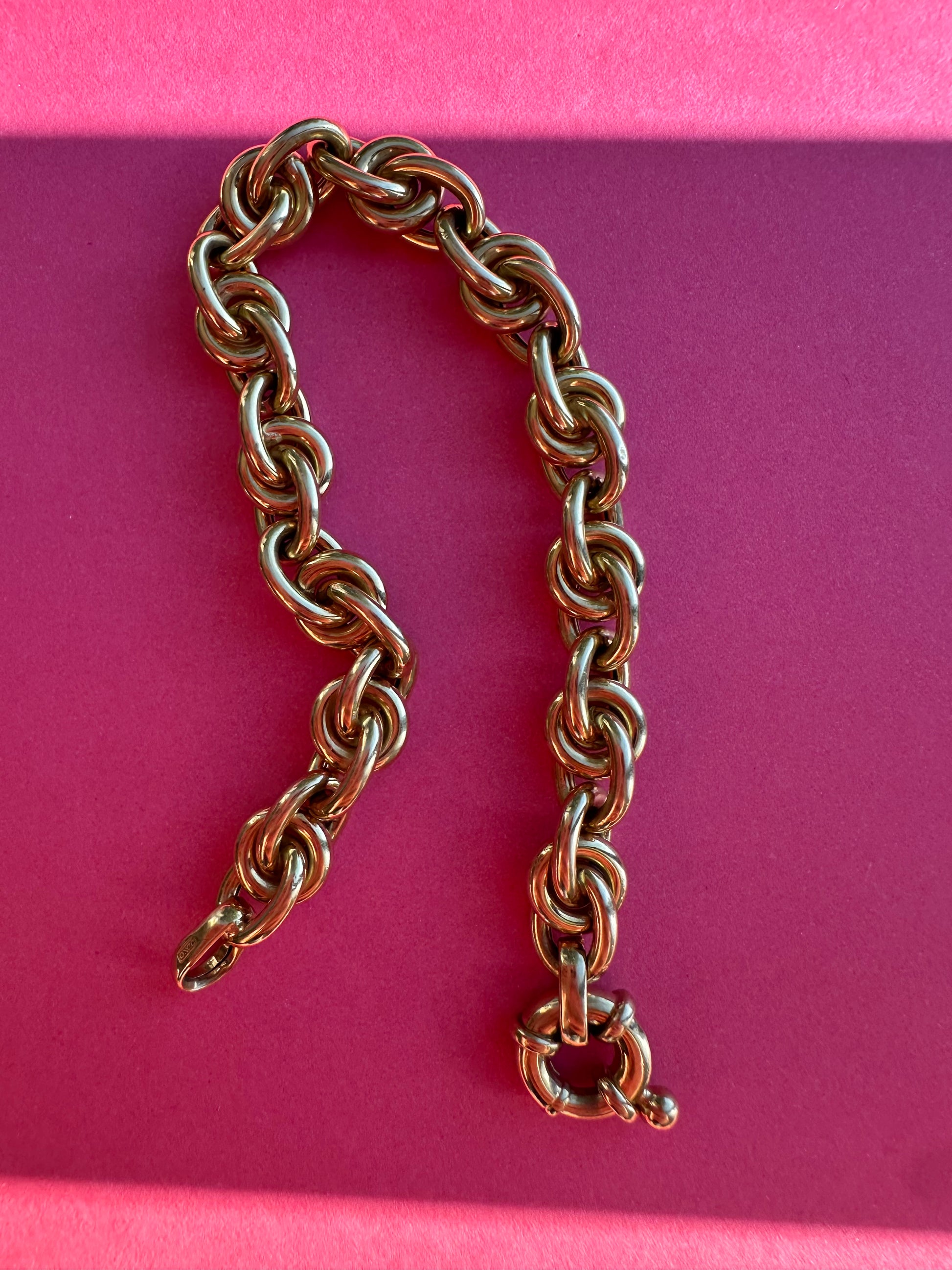 vintage 18k knot bracelet with bolt clasp