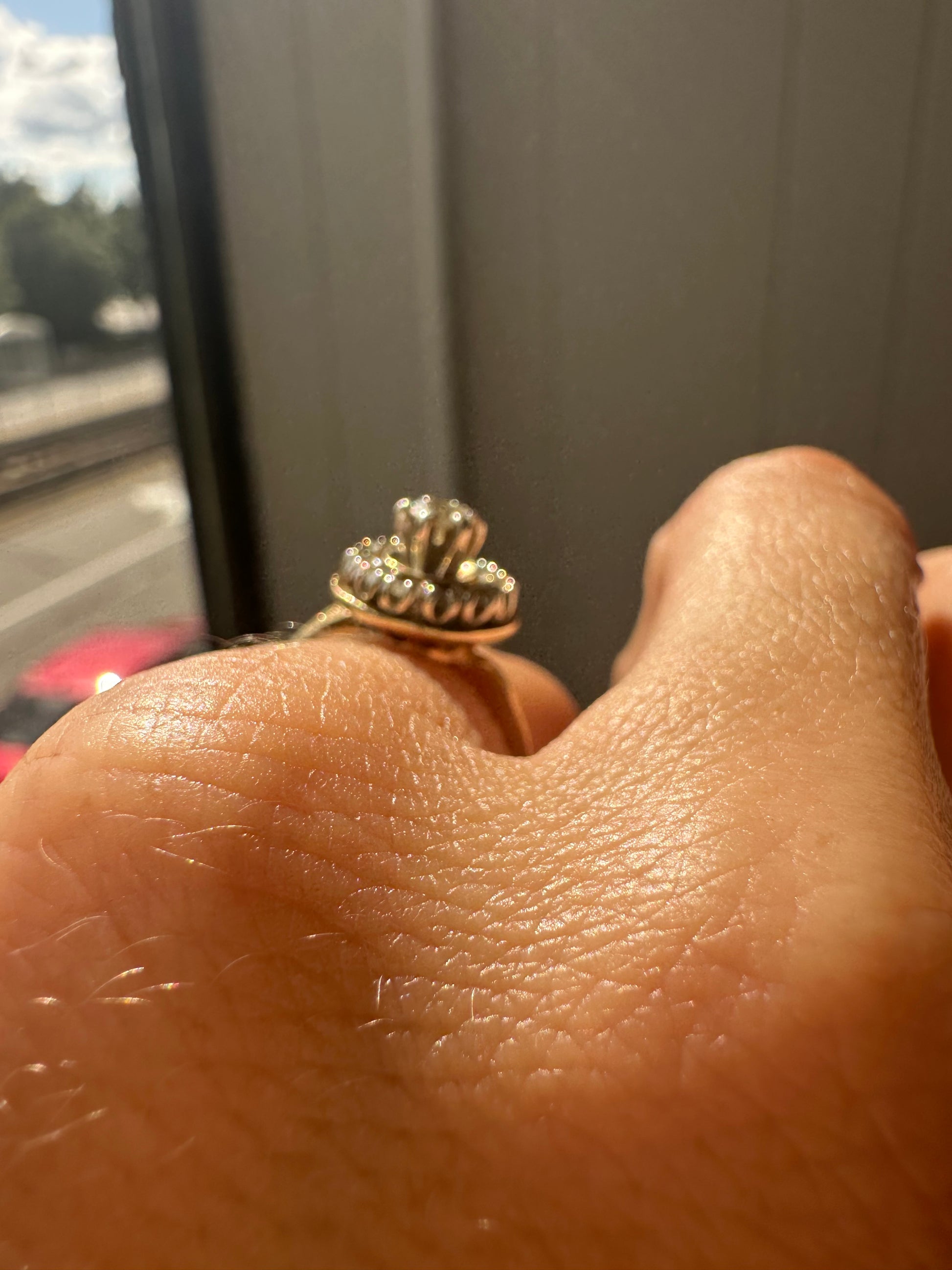 diamond halo ring