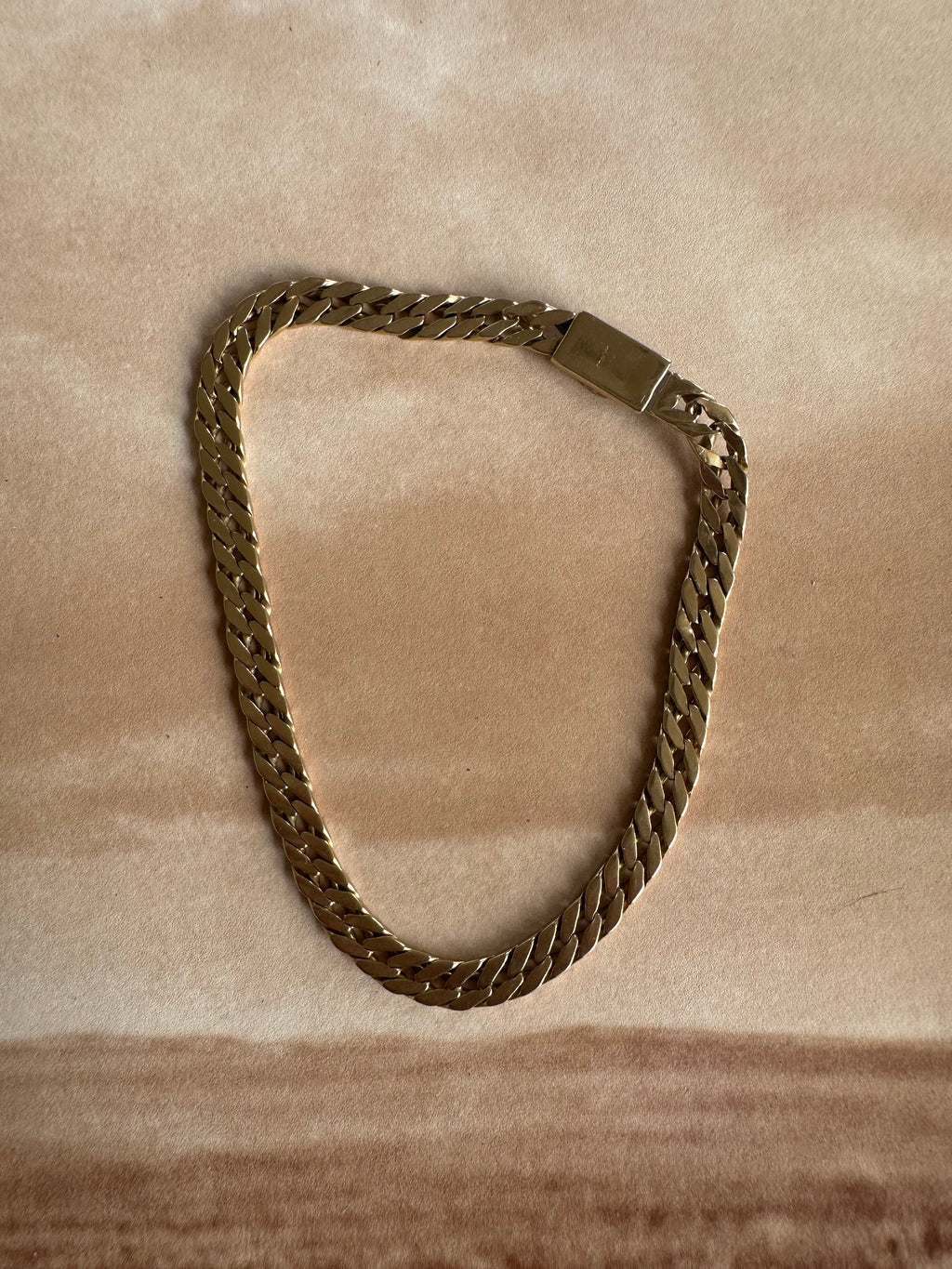 Tight Curb Bracelet
