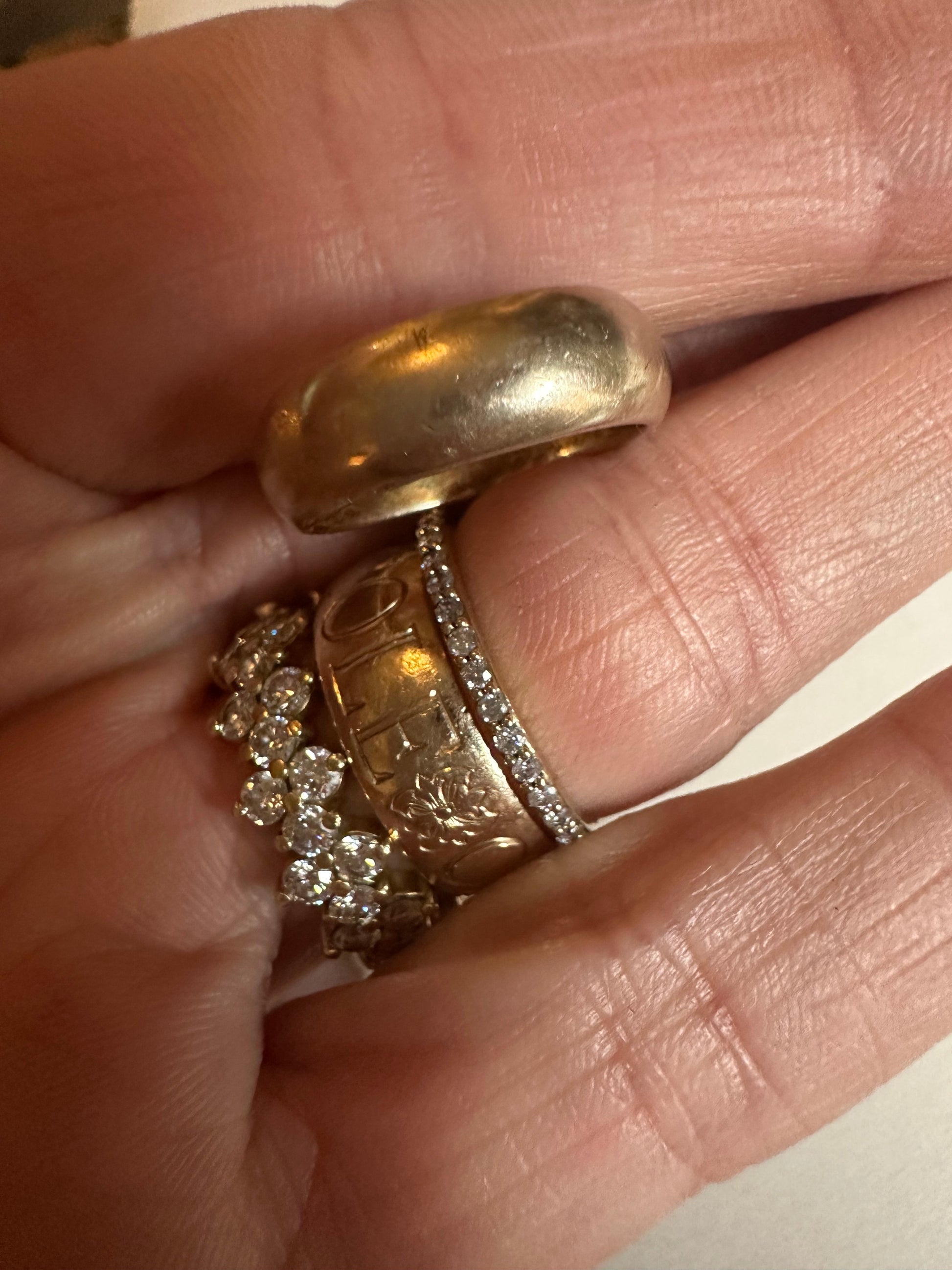 4.5mm plump vintage gold band