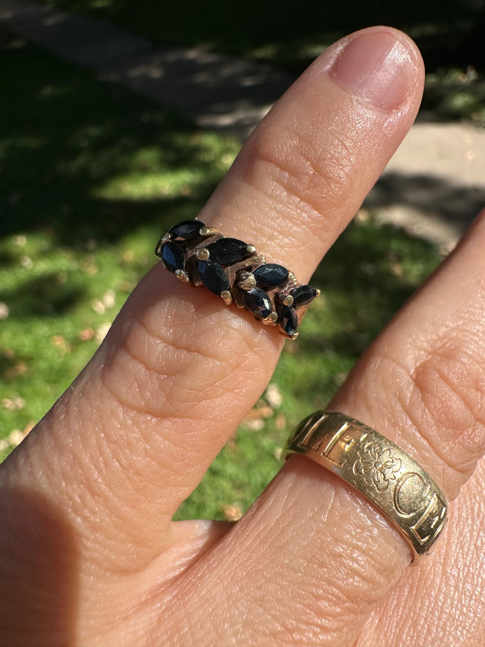 deep blue sapphire leaf band