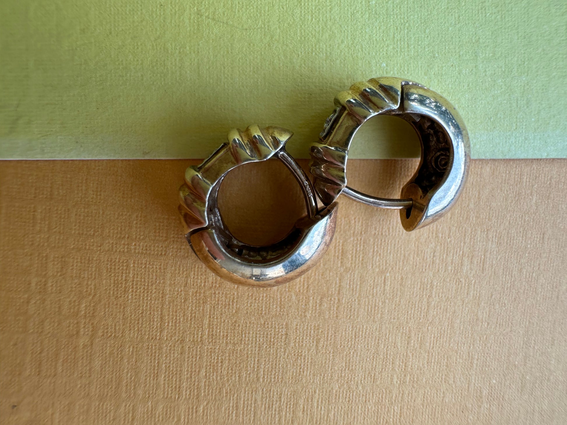 reversible diamond click-in huggies