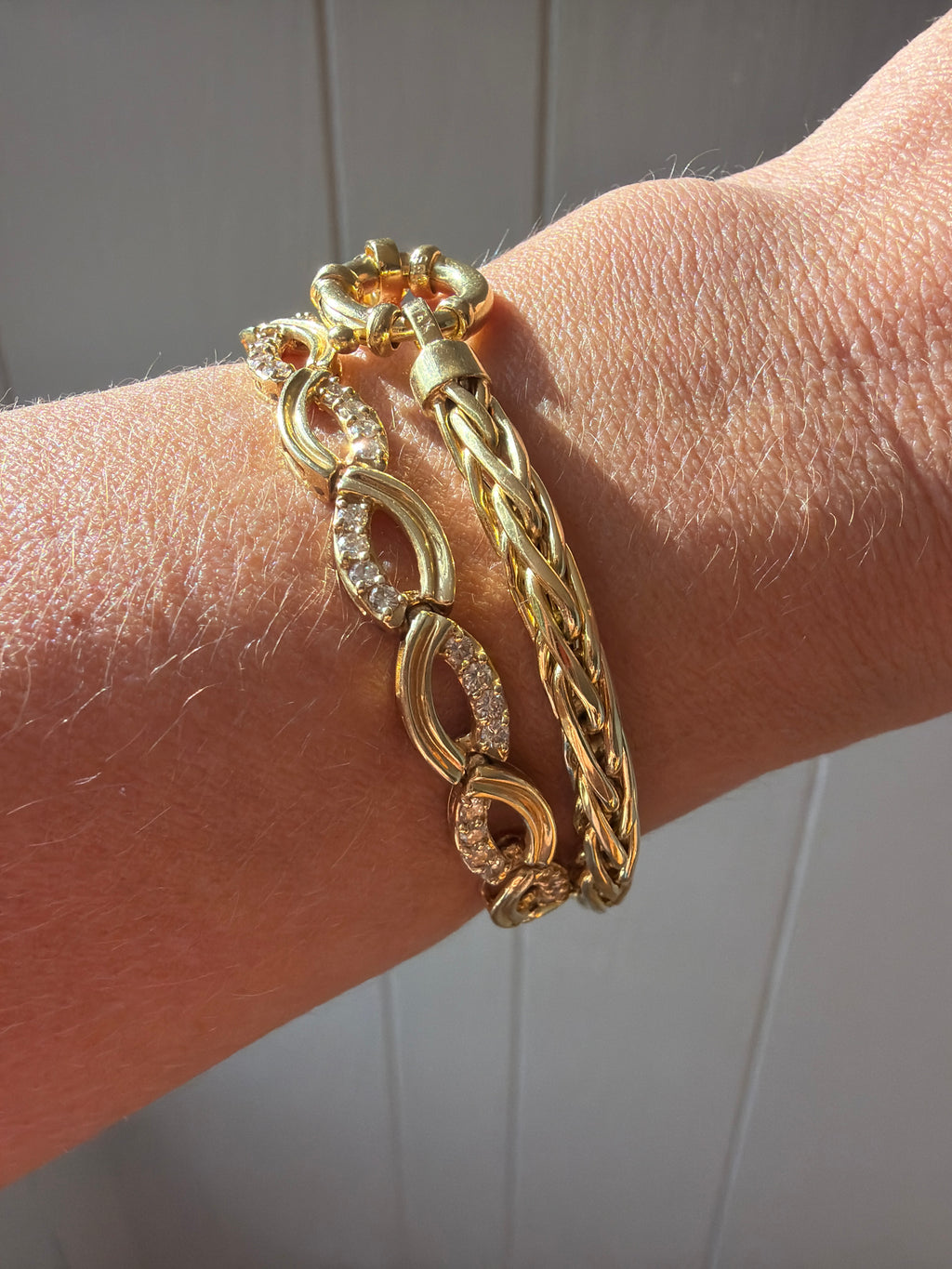 Russian braid with bolt clasp