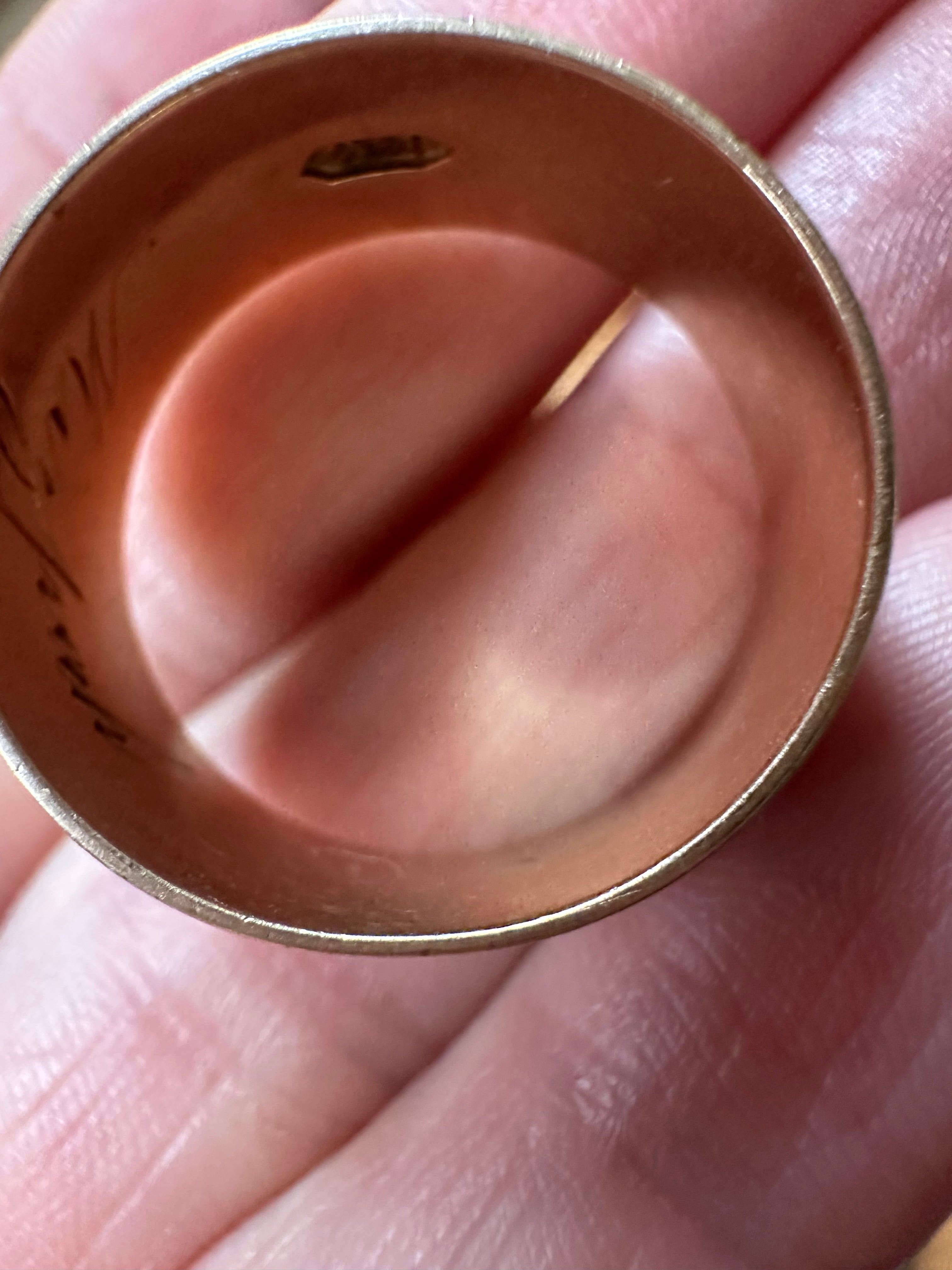 11mm wide rosy tone pipecut band